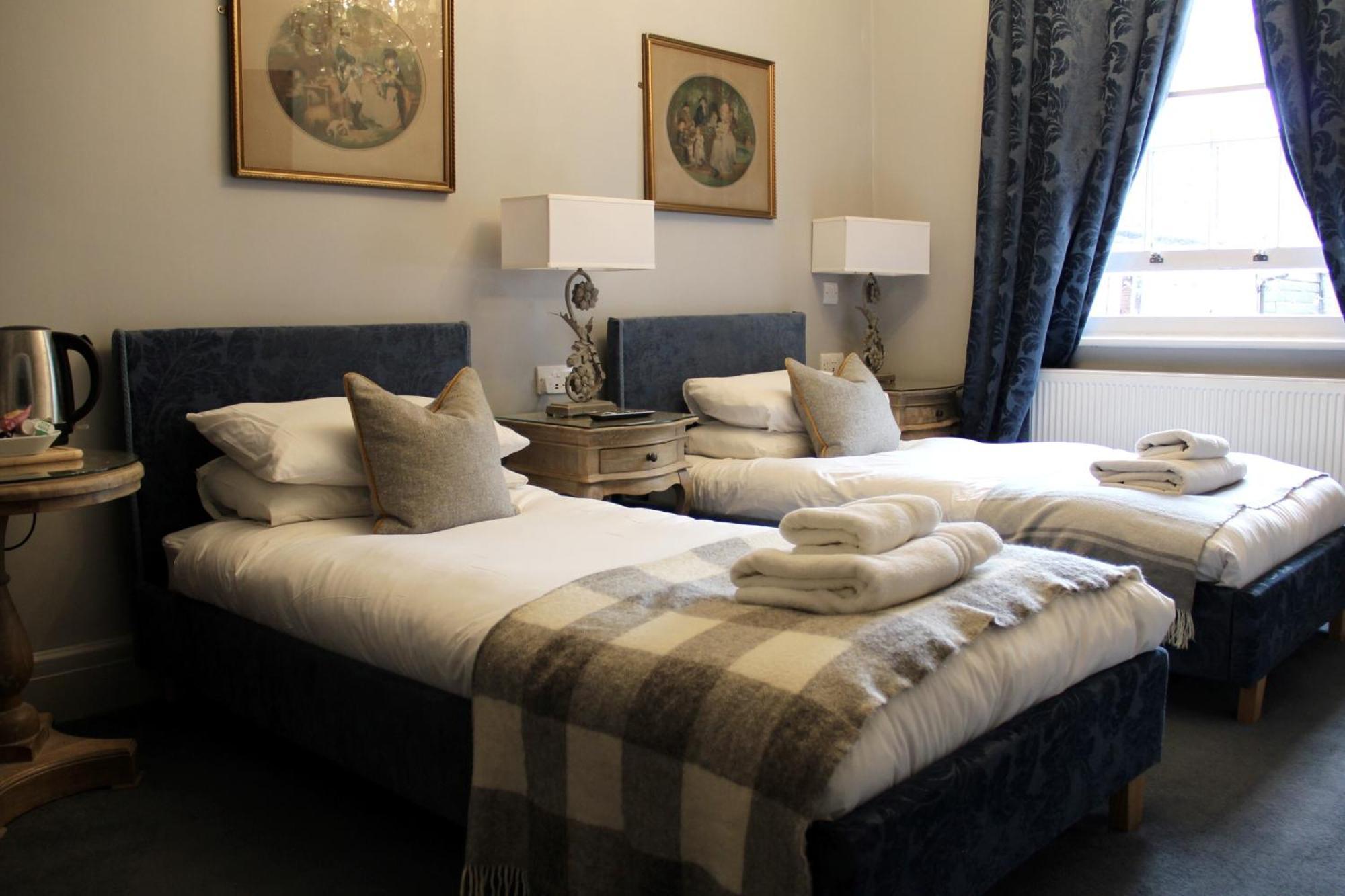 Deluxe Twin Room,1588377164:JPEG
