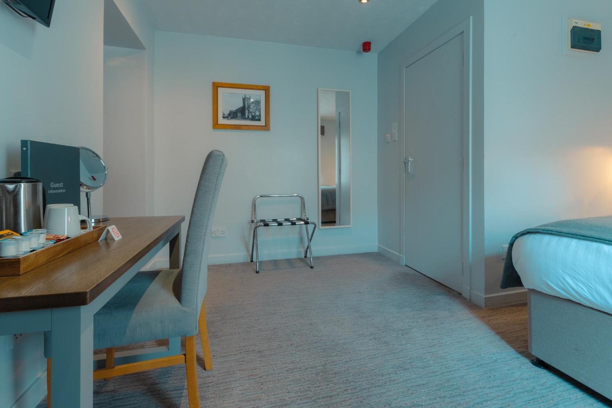 Double Room Private Bathroom