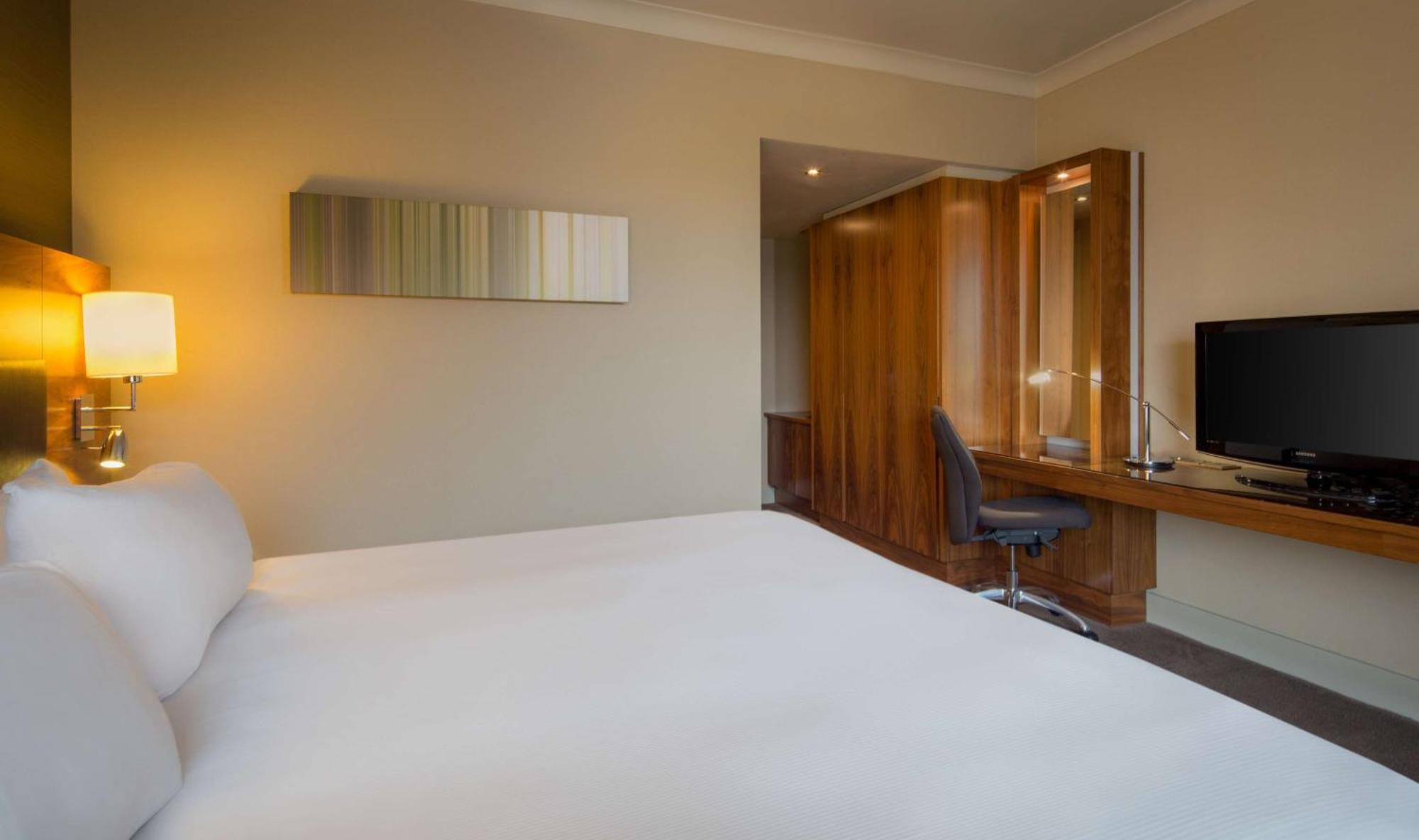 King Guest Room,1548847966:JPEG