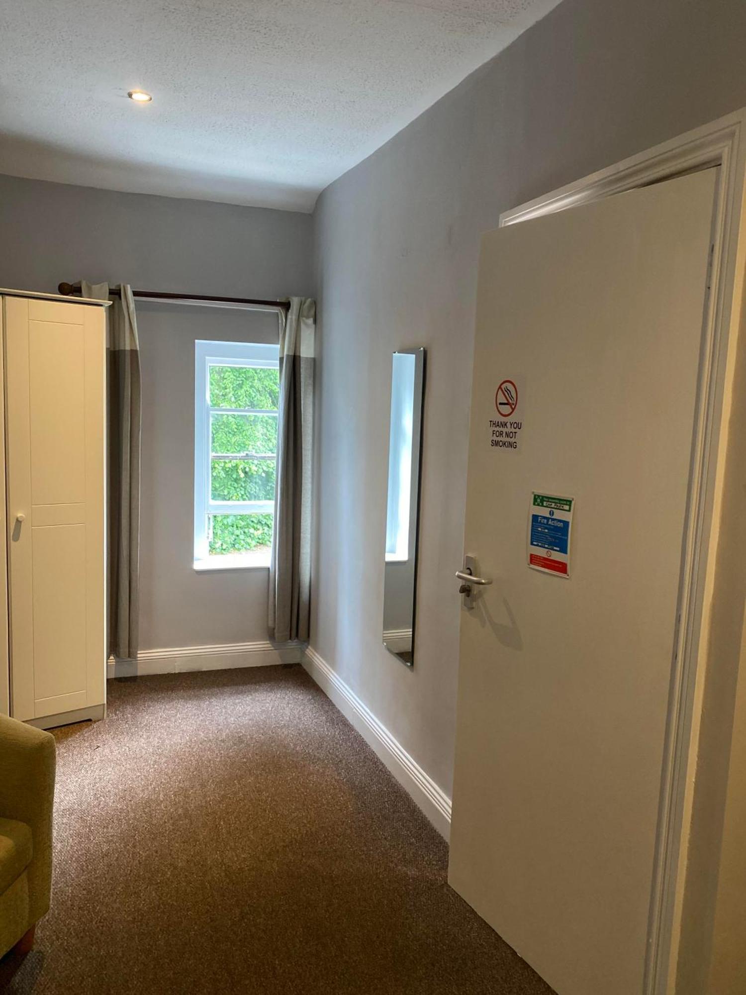Budget Single Room