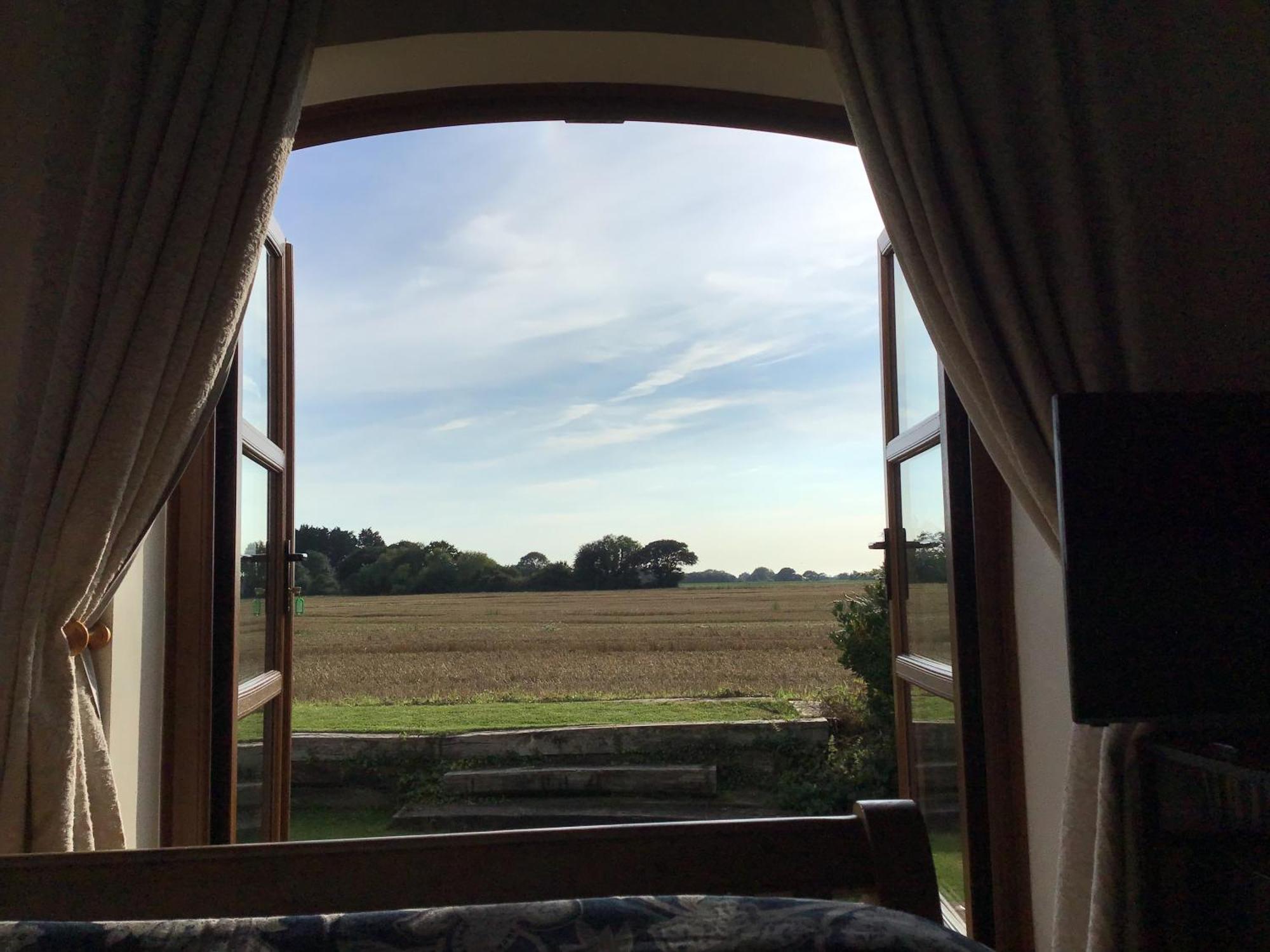 Deluxe King Suite