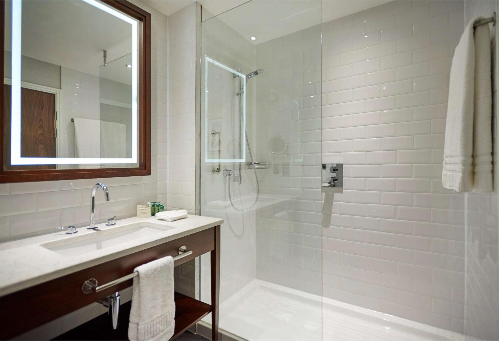 King Guest Room