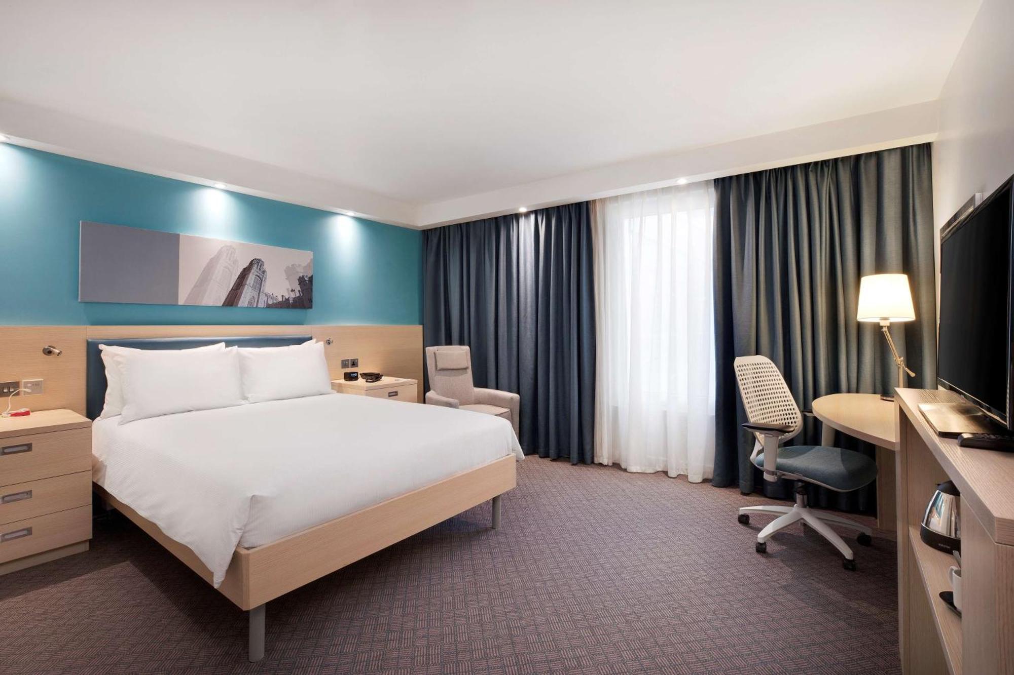 Queen Room - Accessible,1552666483:JPEG