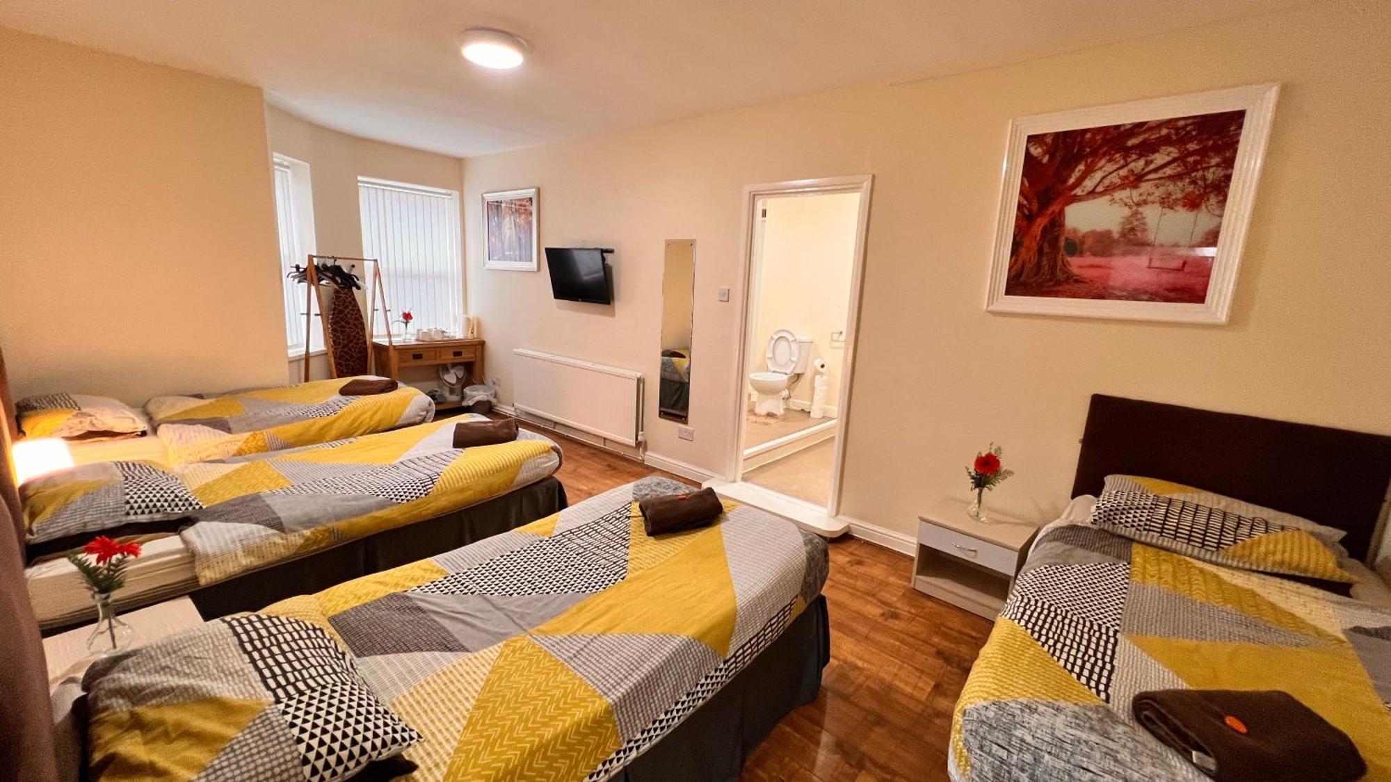 Family Room,1552715152:JPEG