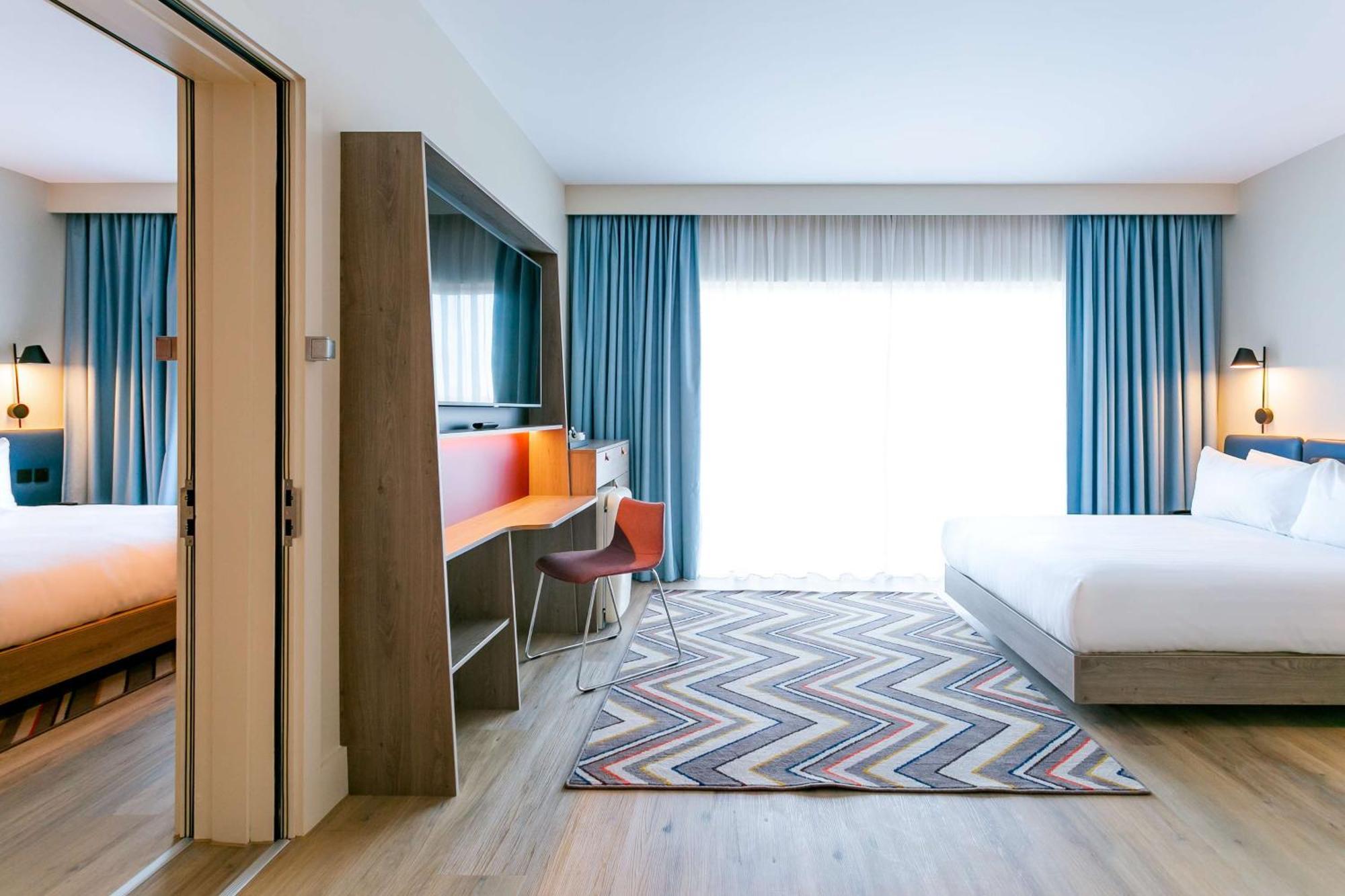 Family Connecting Rooms