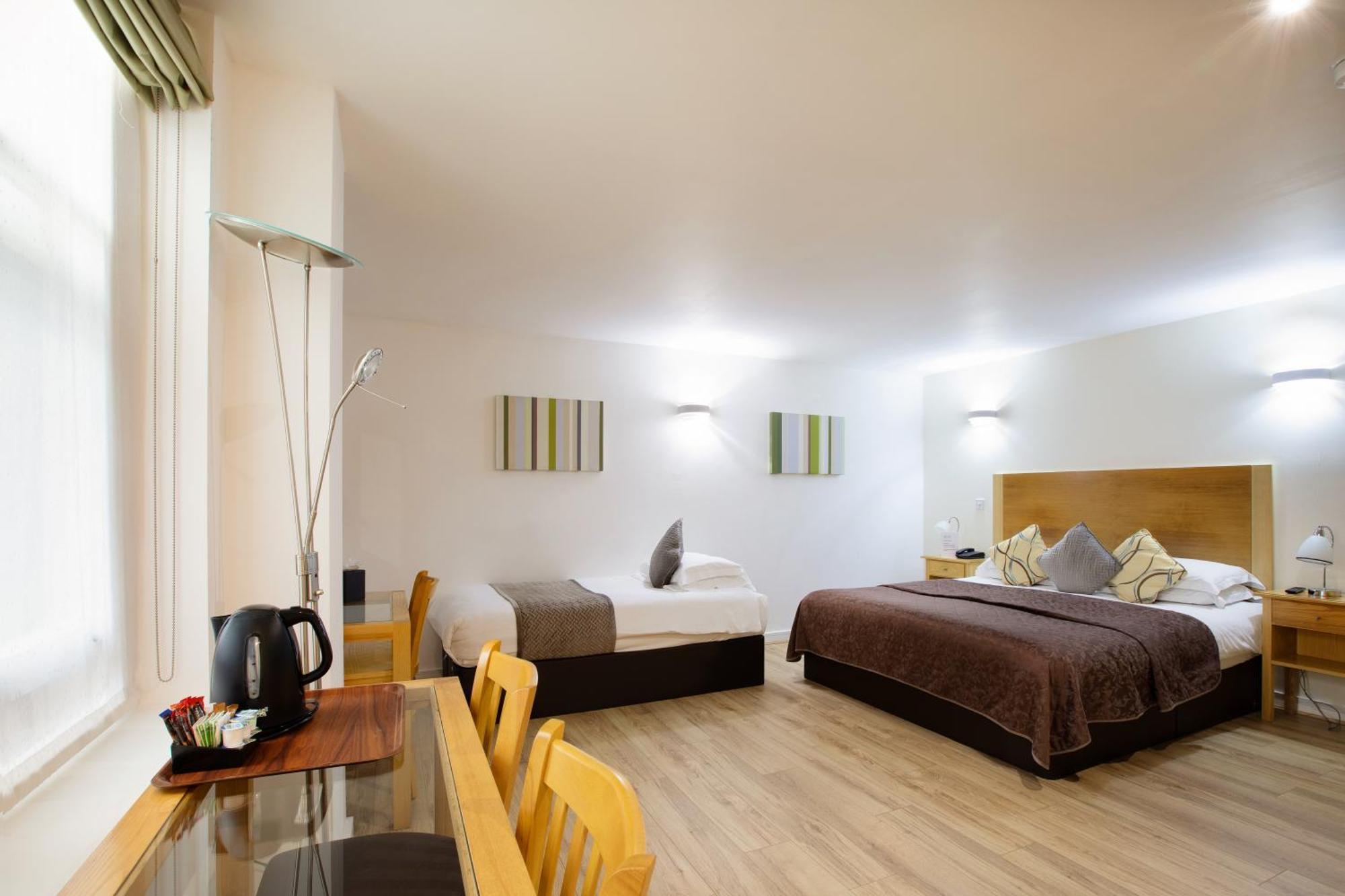 Executive Deluxe Studio Suite