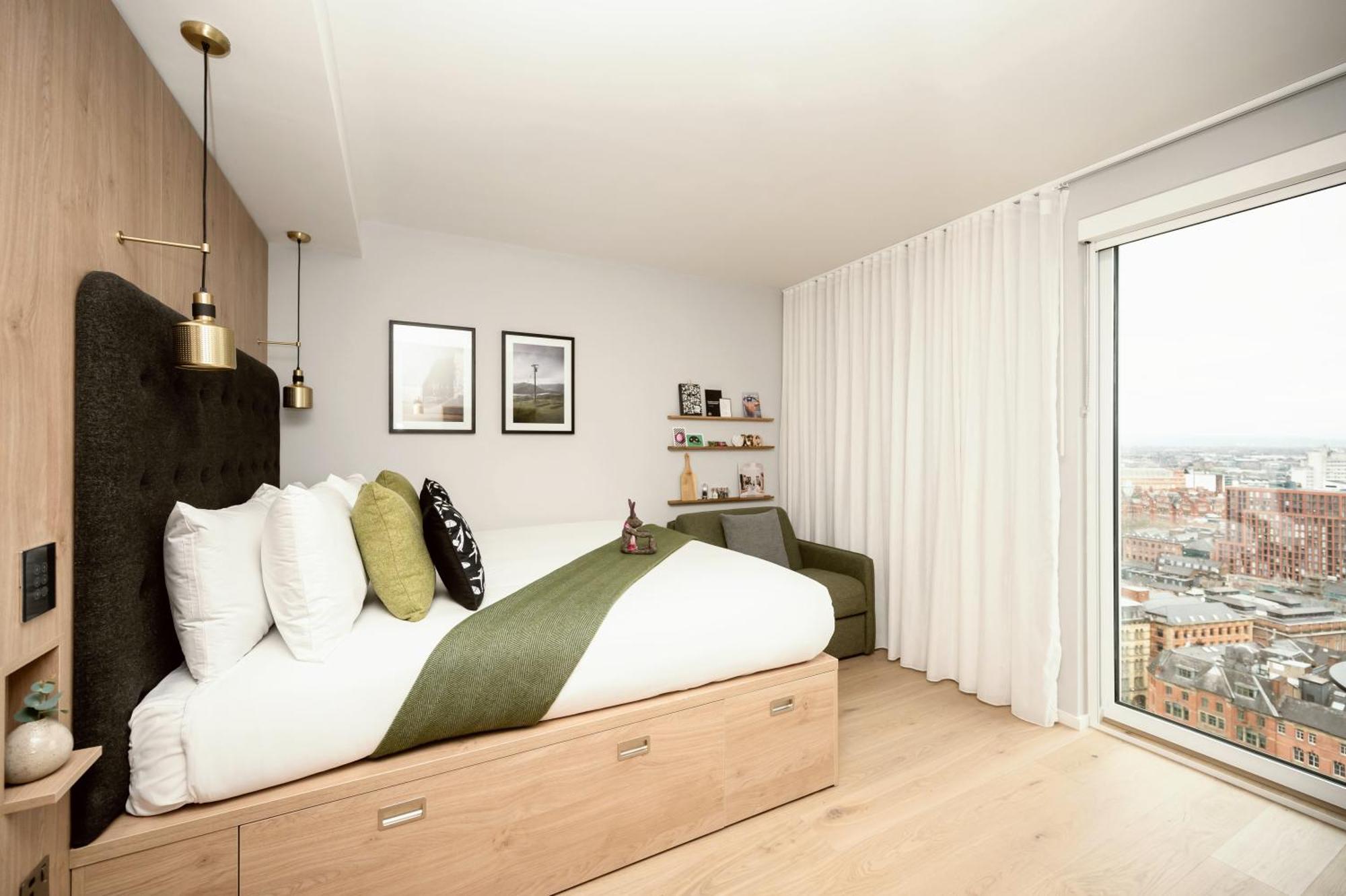 Wilde Studio Sleeps 3 a City View
