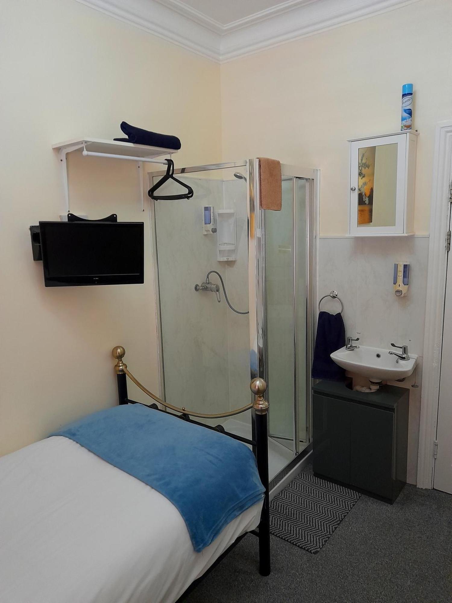 Eenpersoonskamer met Gedeelde Toilet