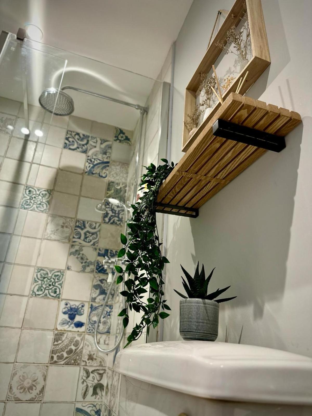 Superior Twin Room Non Pet Friendly