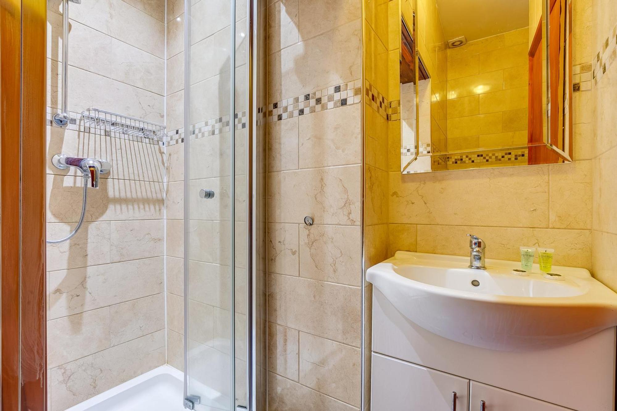 Quarto Individual
