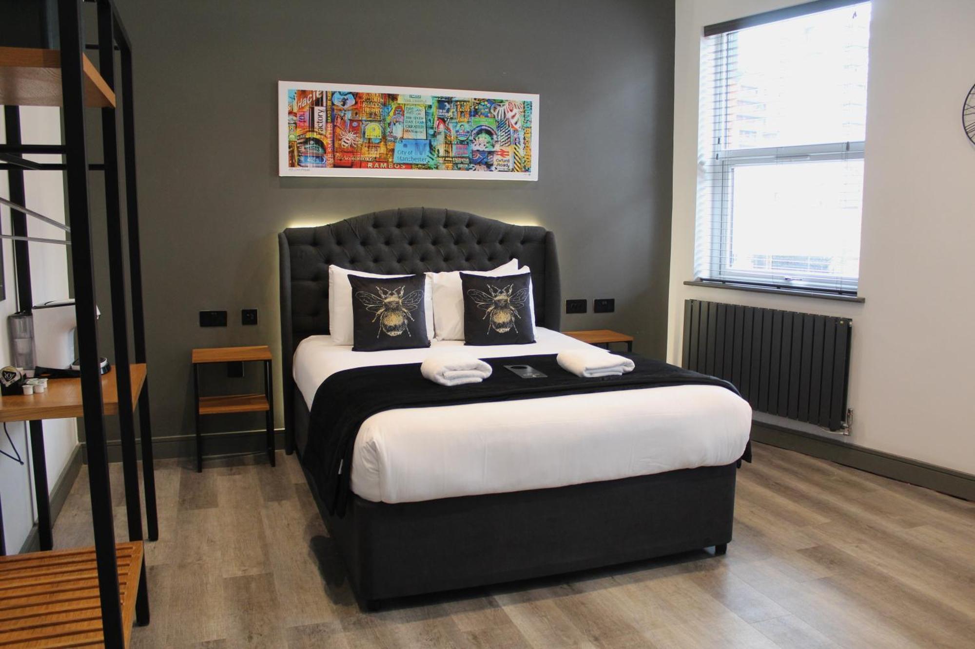 Deluxe King Suite