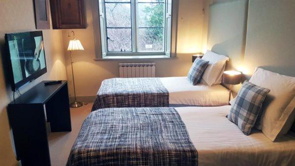 Deluxe Family Suite