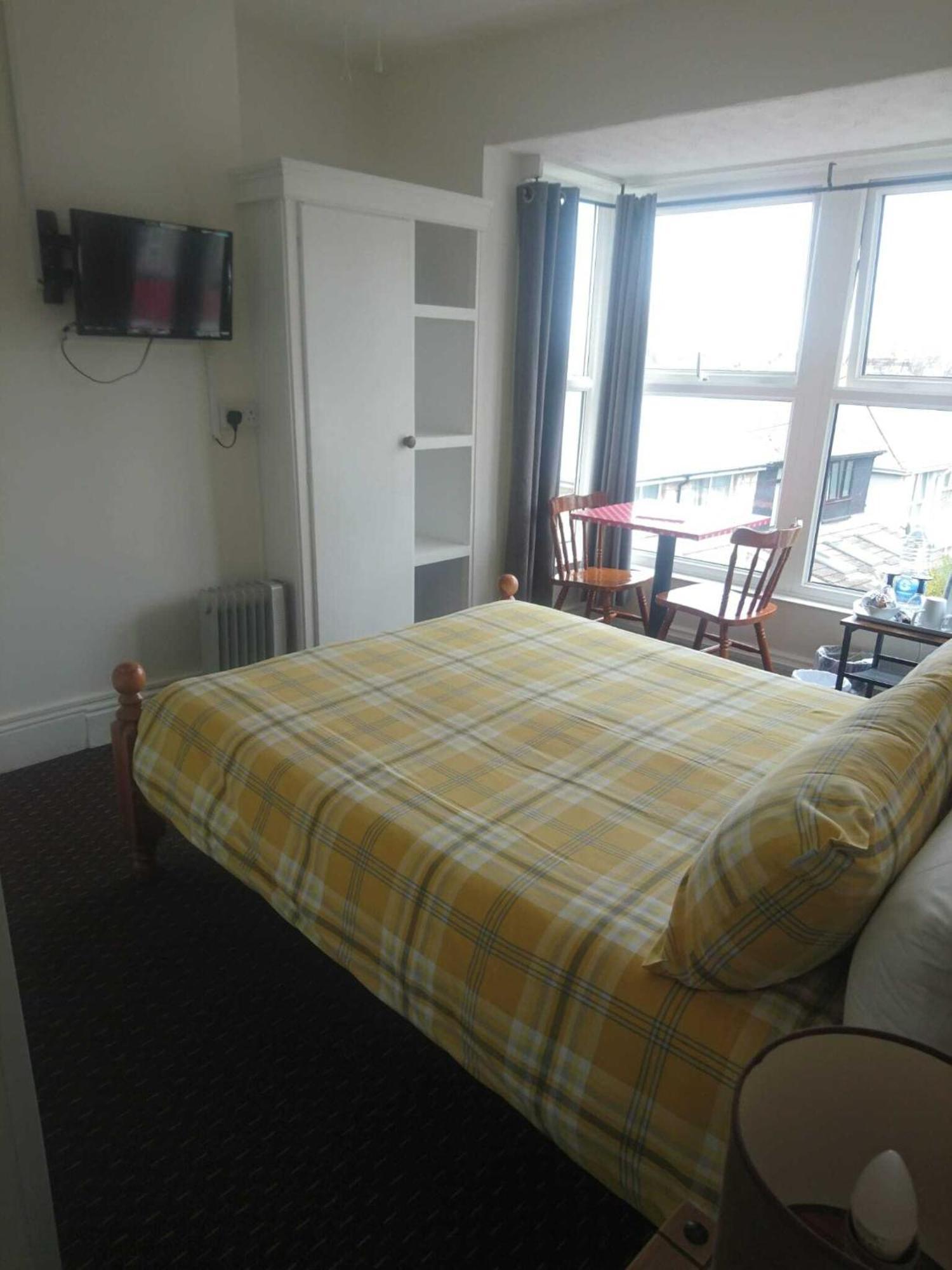 Room 4 Double Room Sea view 1st Floor