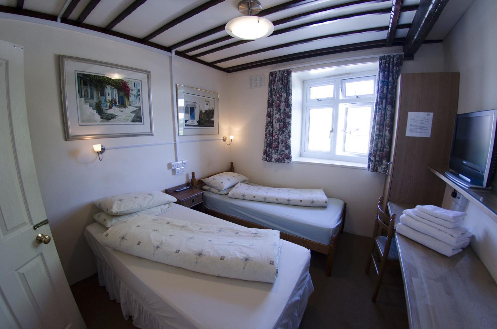 Superior Twin Room,1659453601:JPEG