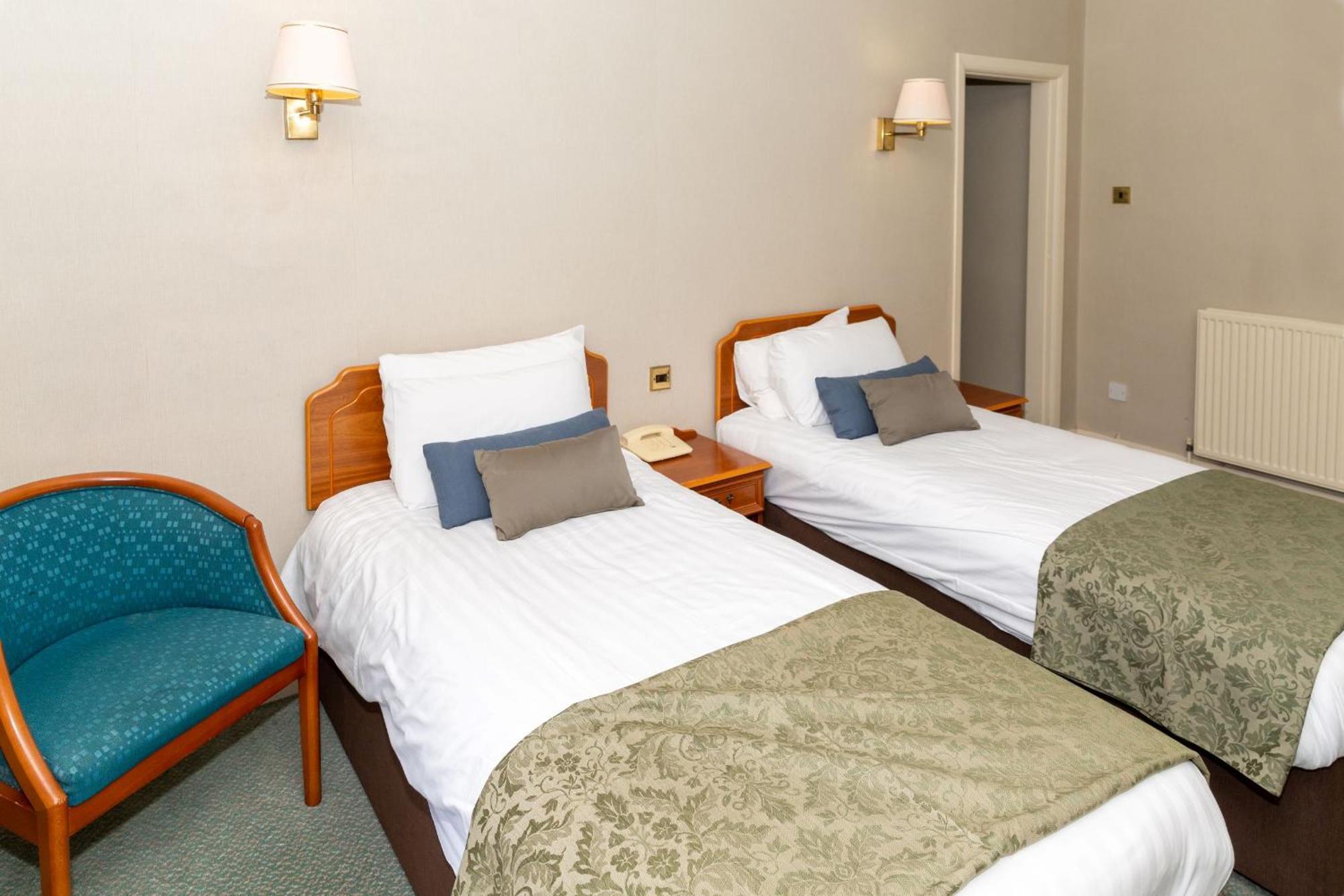 Classic Twin Room