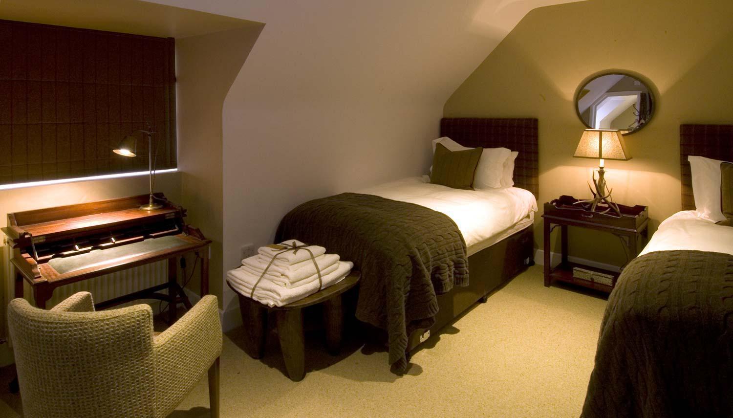 Twin Room Private Bathroom