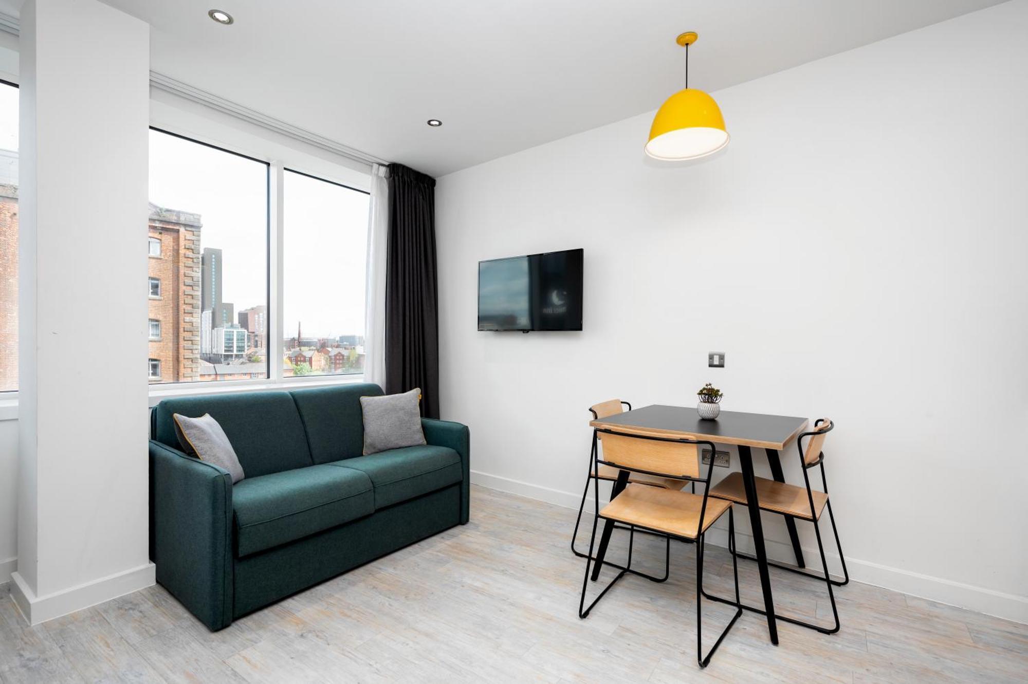 One-Bedroom Apartment Sleeps 3
