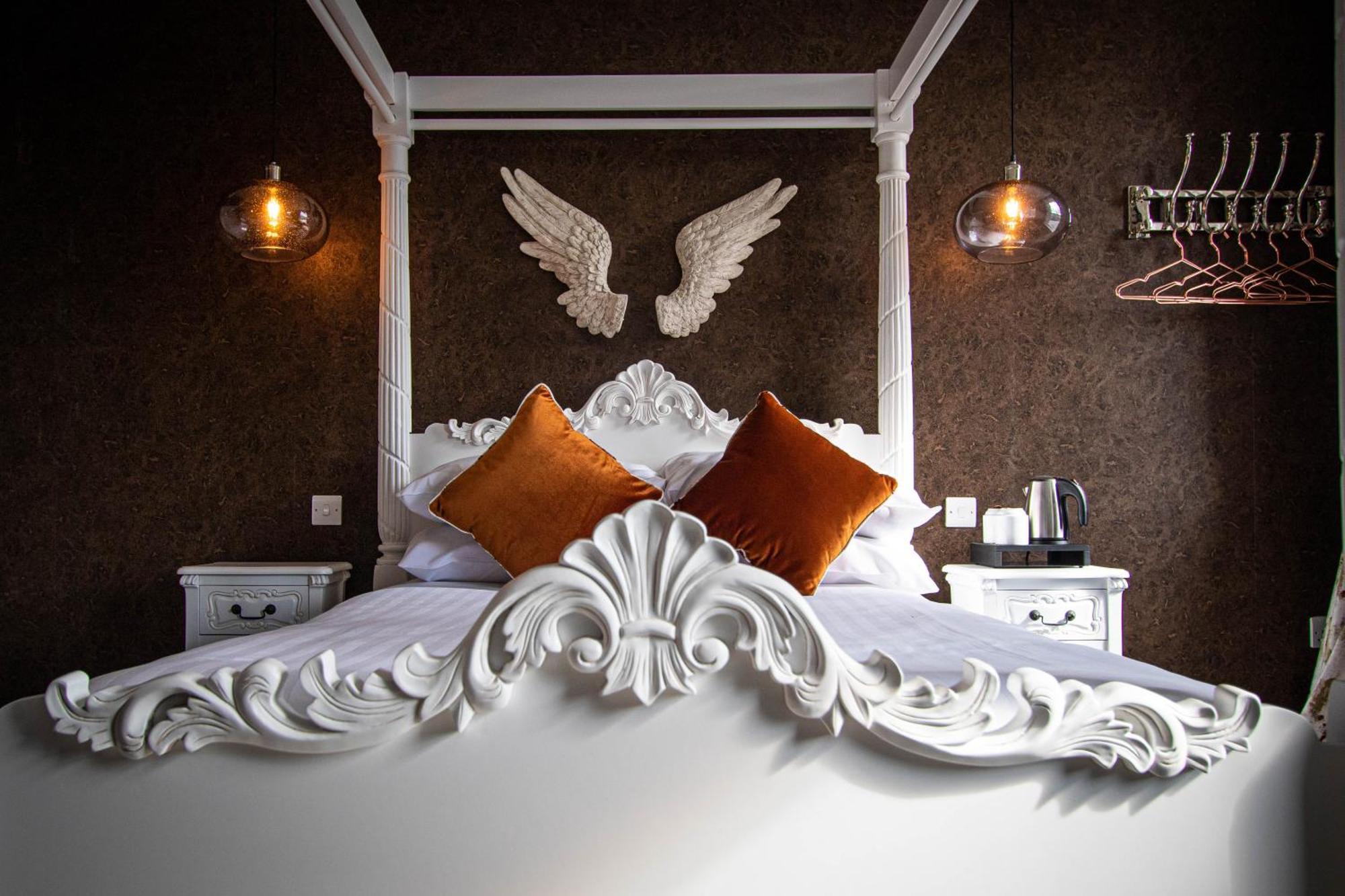 Double Room Private Bathroom