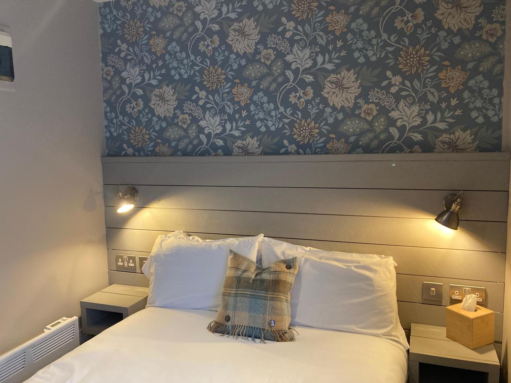 Double Room Private Bathroom