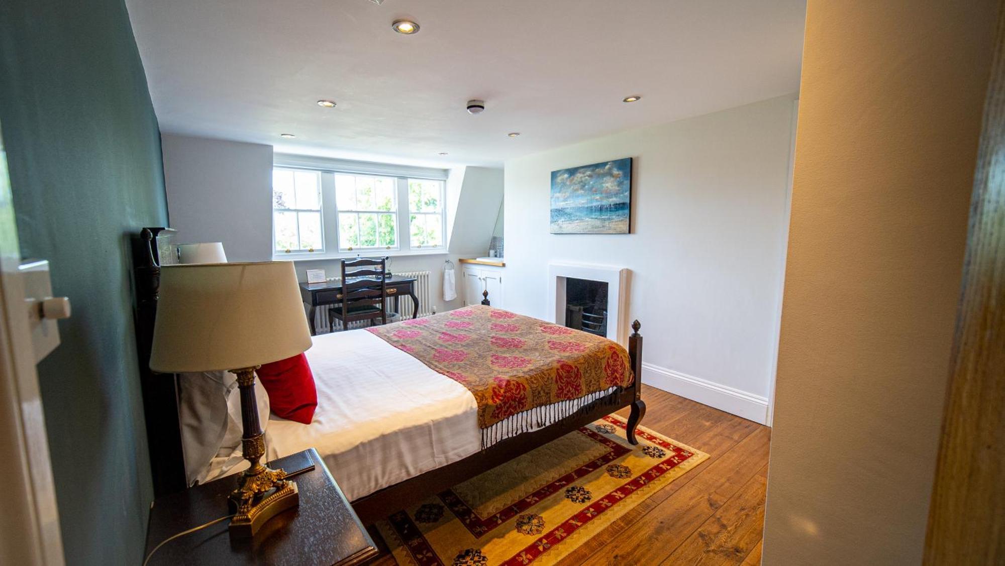 Classic King Room