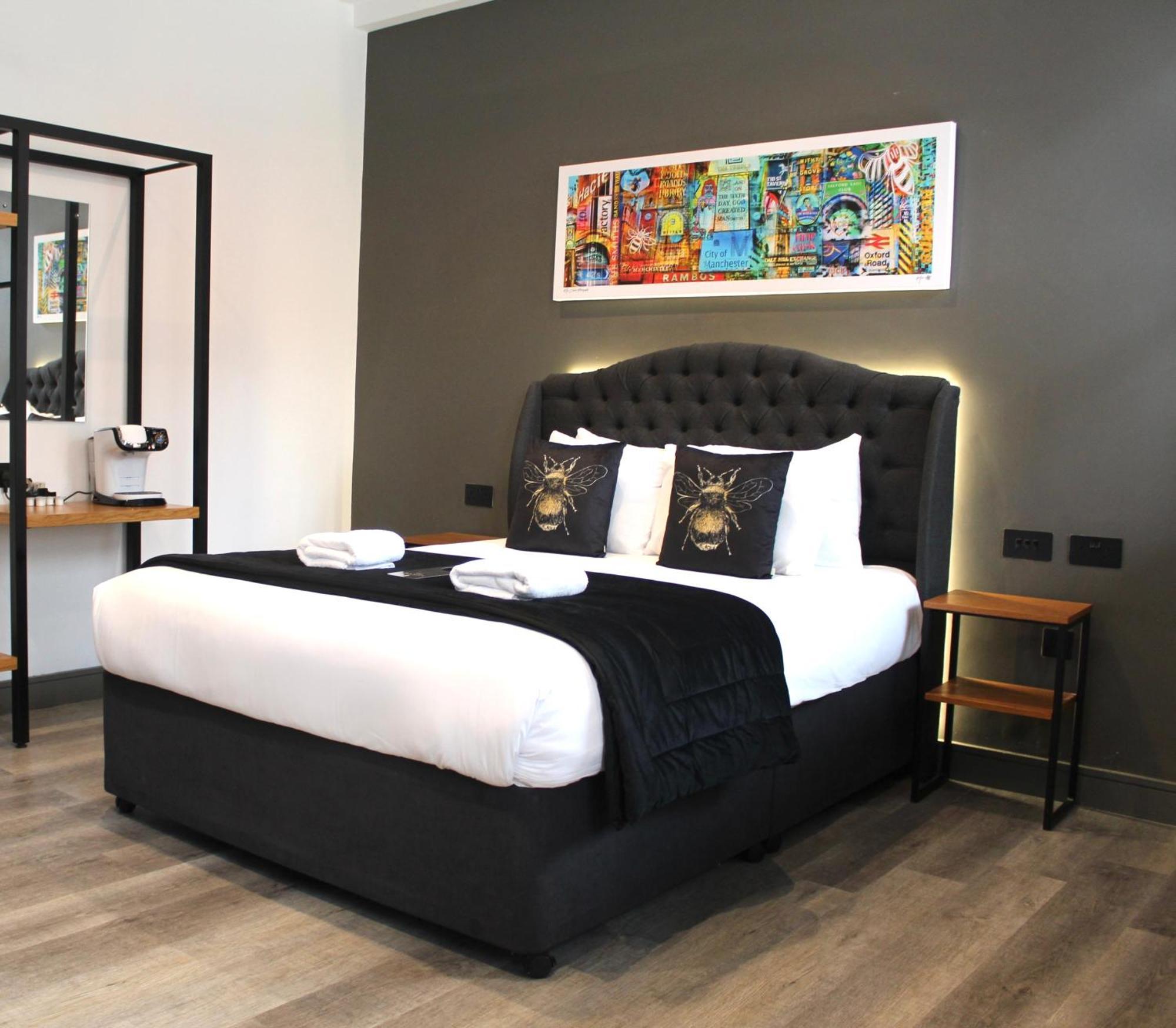 Deluxe King Suite