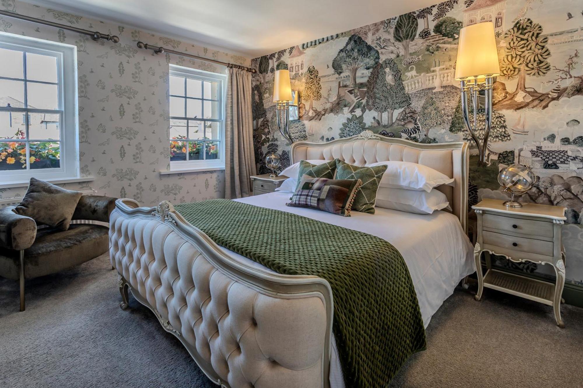 Superior King Room