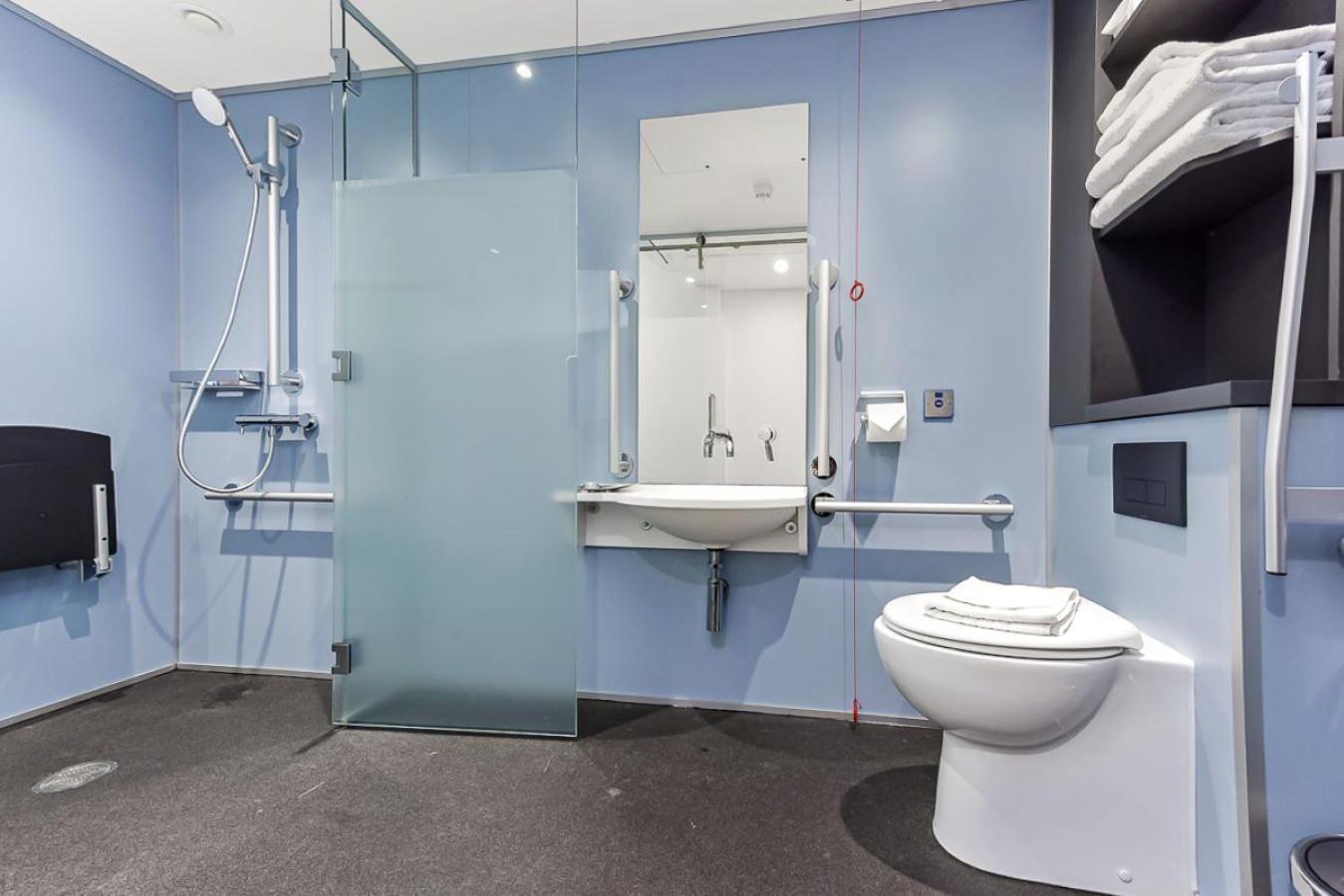 Double Room Disability Access Without window