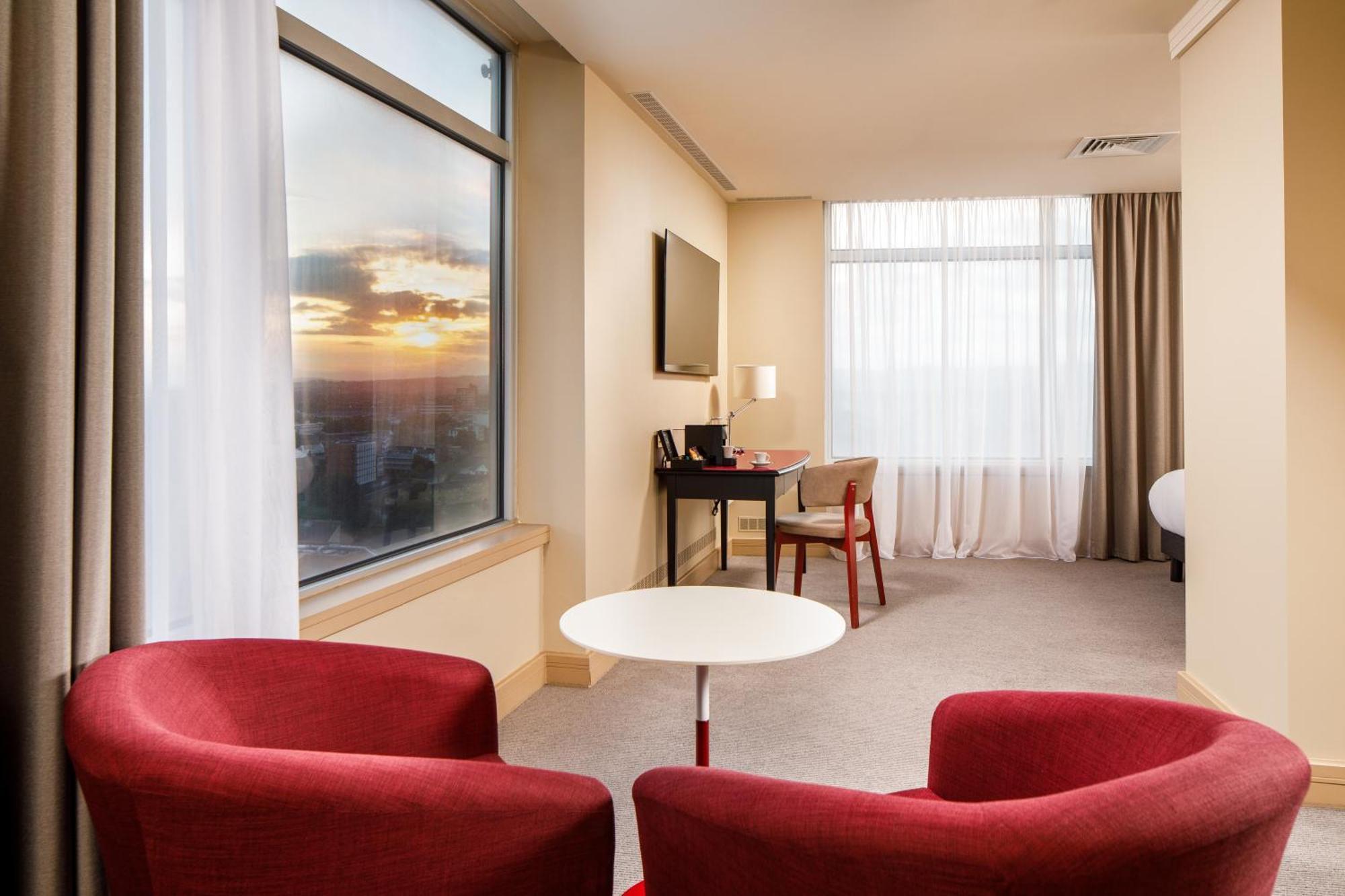 Superior King Room