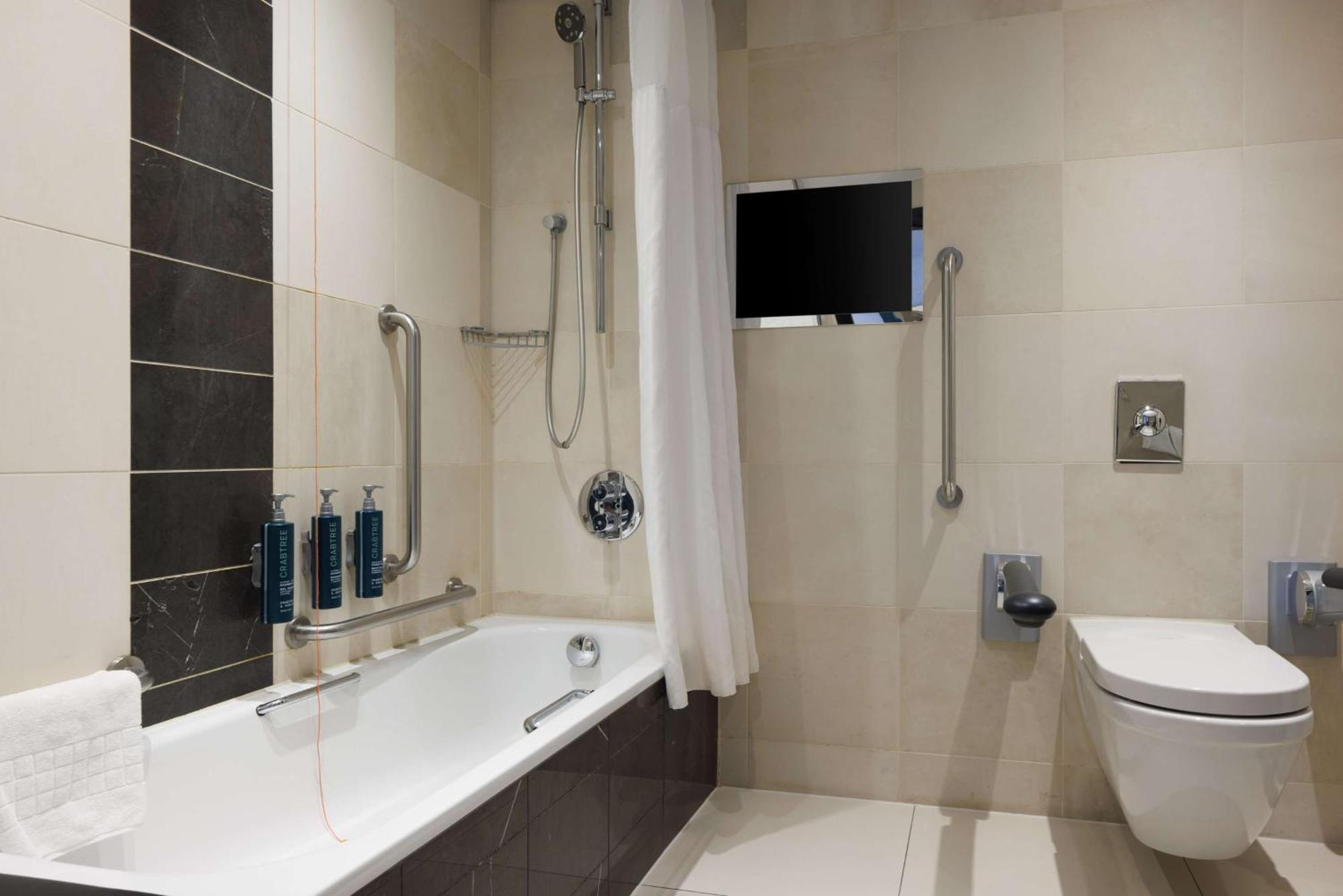Quarto com Cama Queen-size - Acesso para Hóspedes com Mobilidade Reduzida