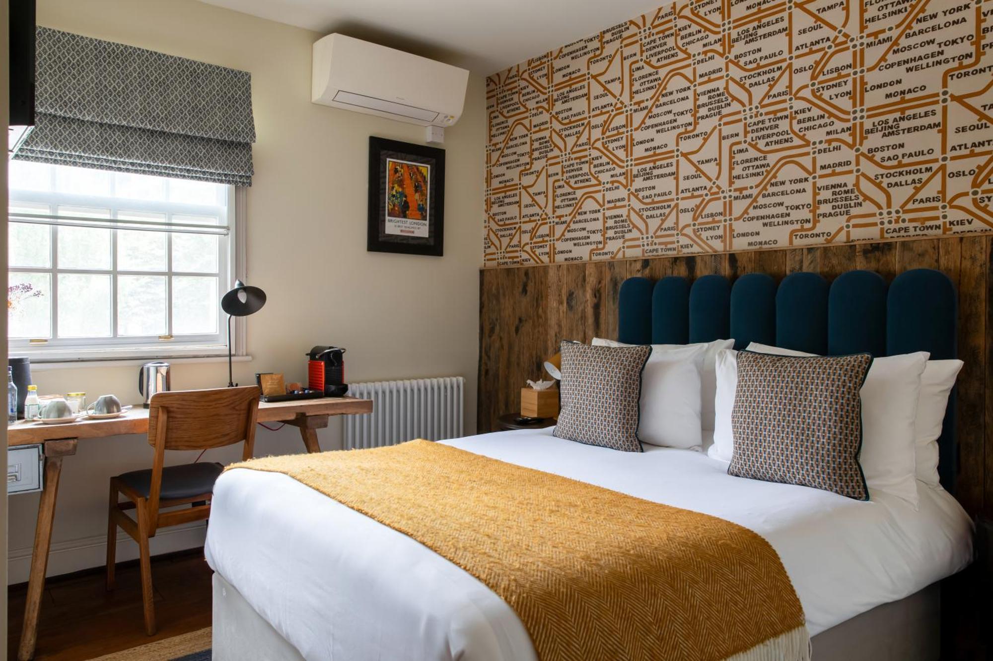 Double Room,1611083687:JPEG