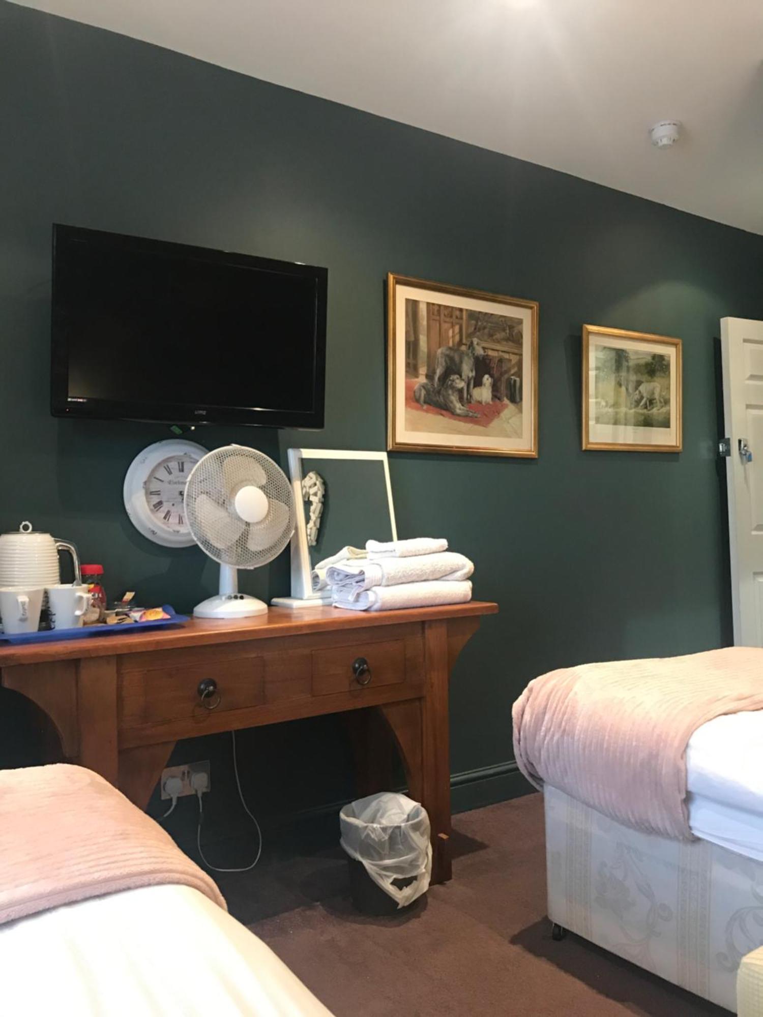 Twin Room Bathroom