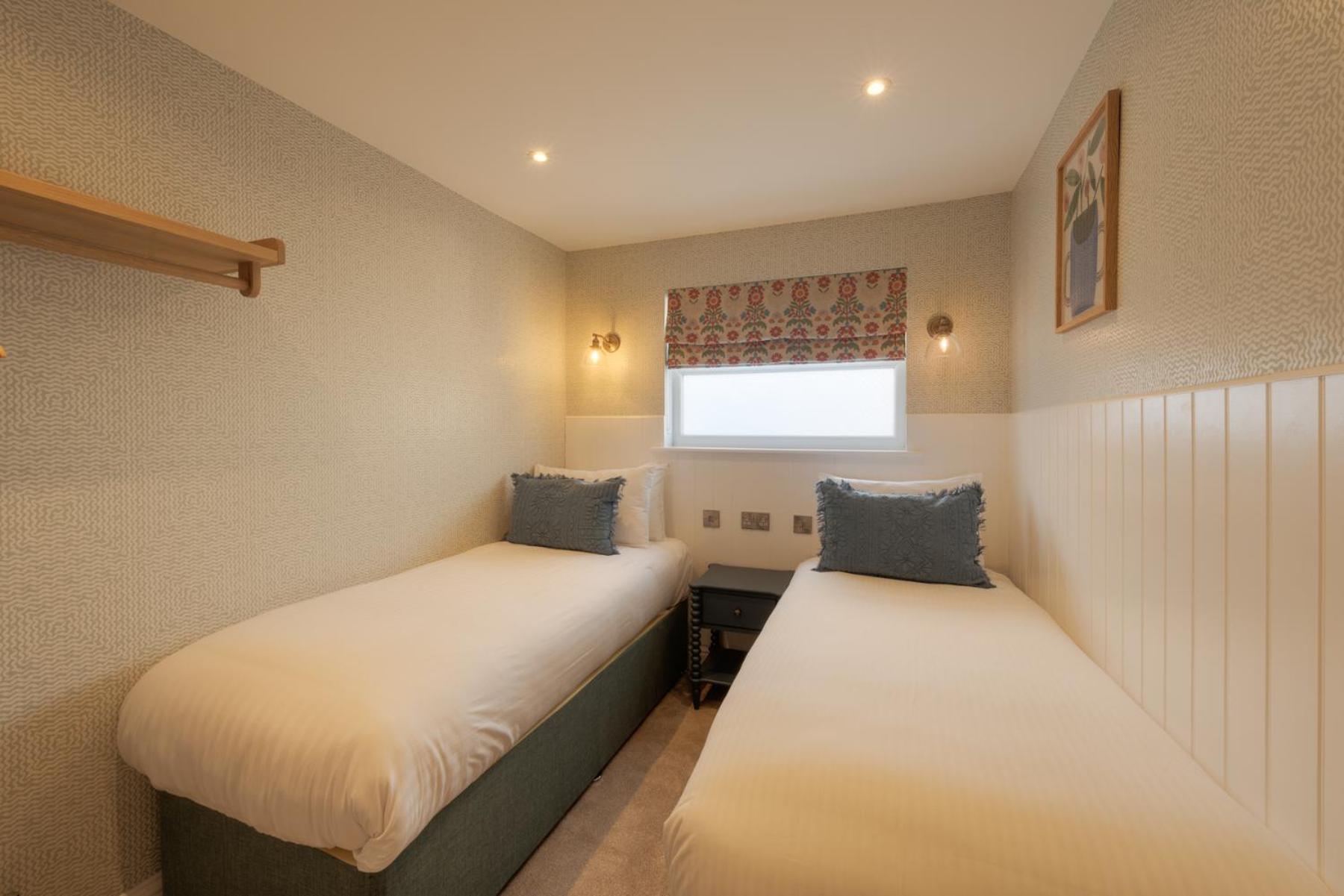 Family Suite,1620209235:JPEG