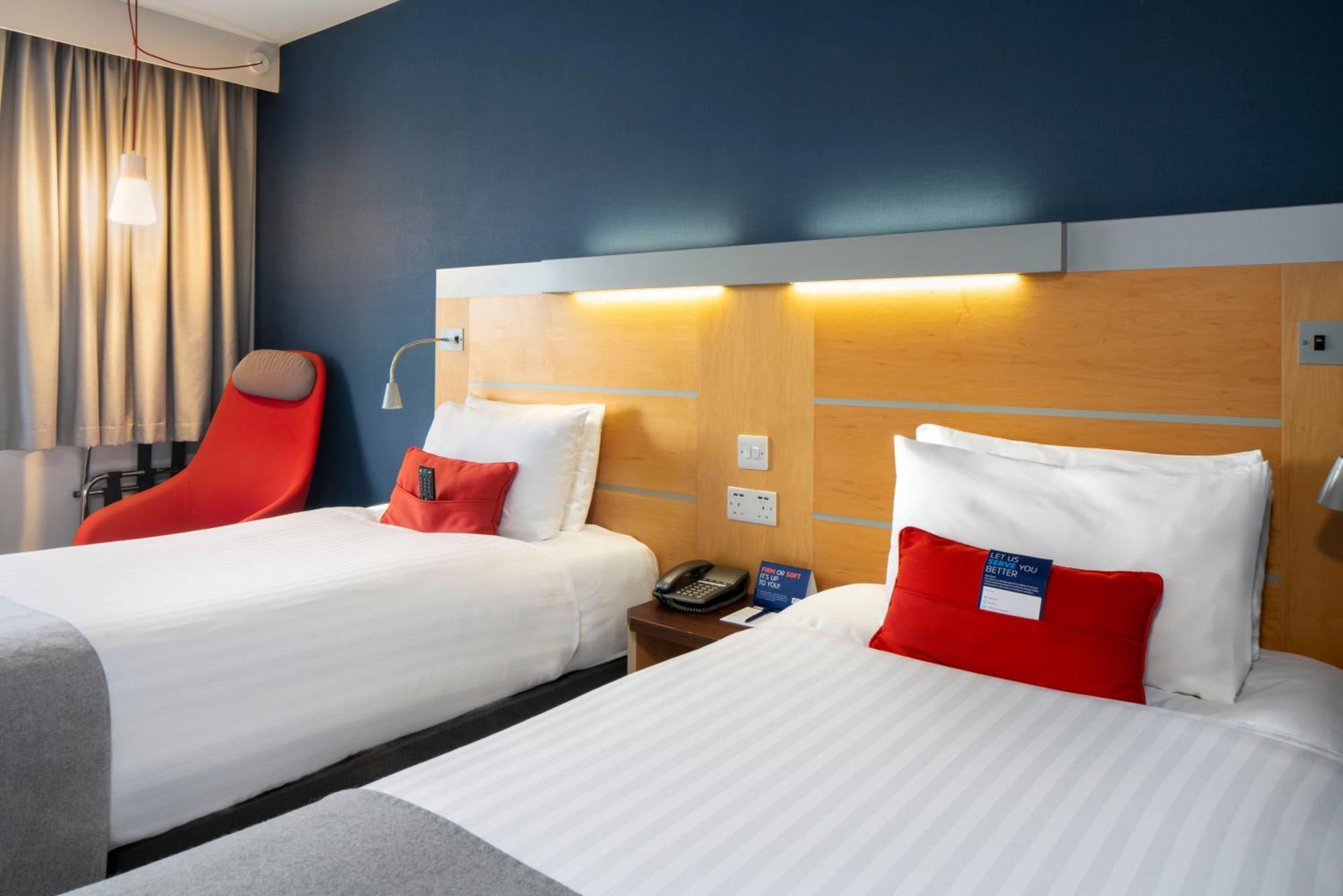 Standard Twin Room Hot