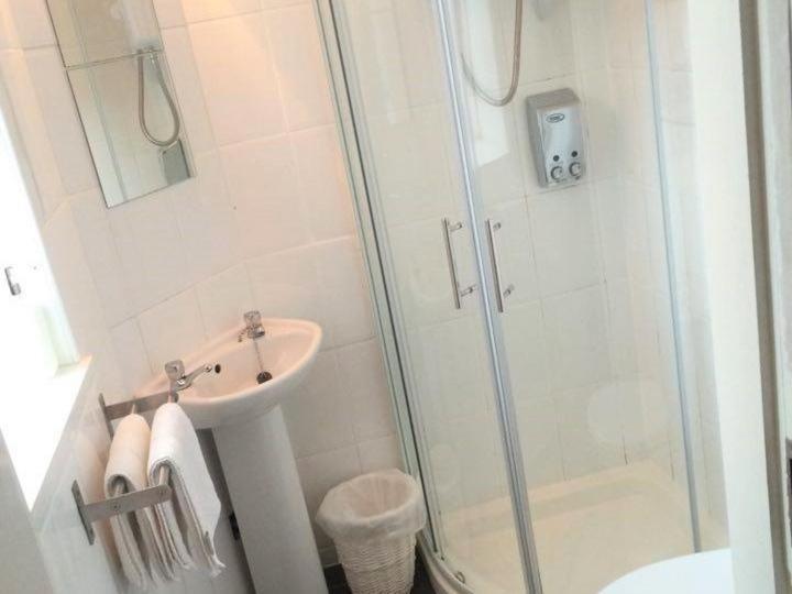 Camera Matrimoniale con Bagno Privato