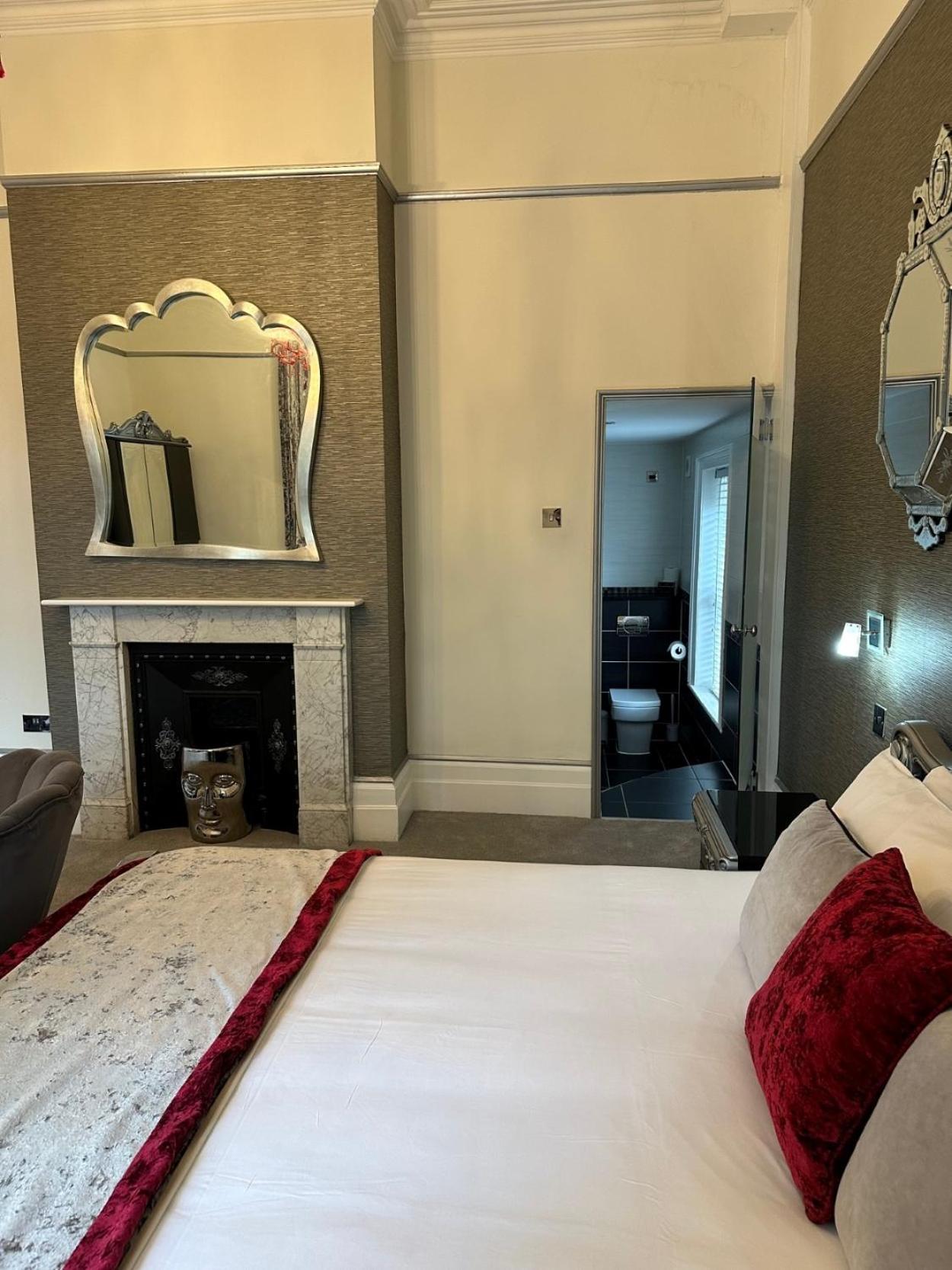 Large Executive Room