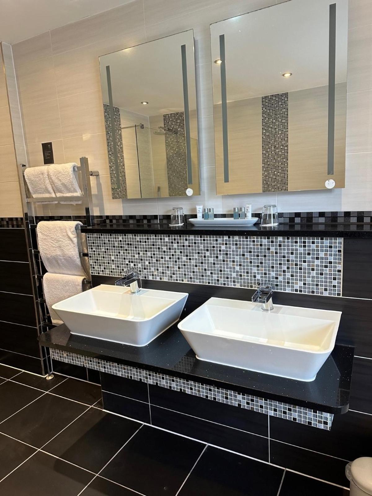 Large Executive Room
