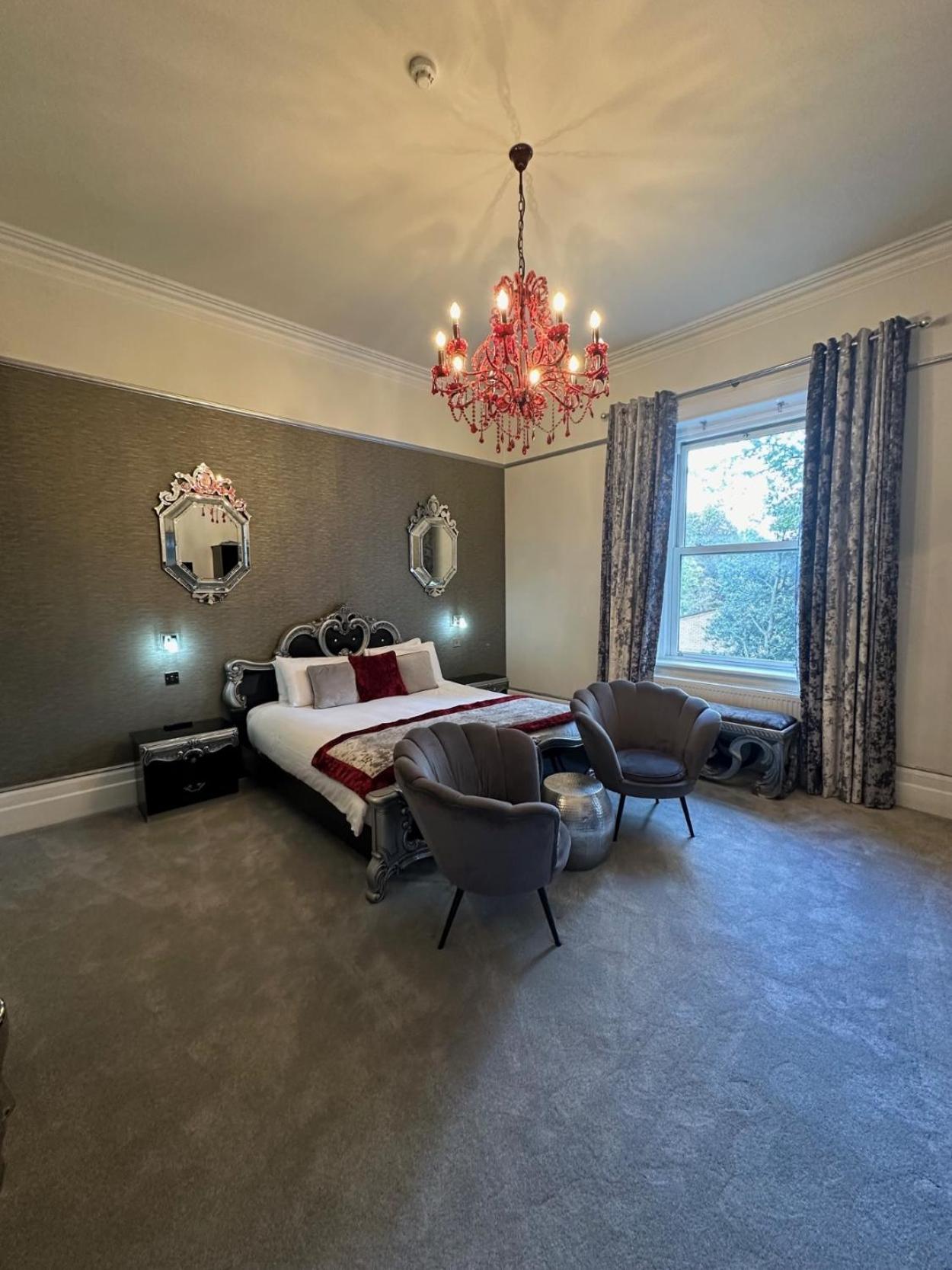 Large Executive Room