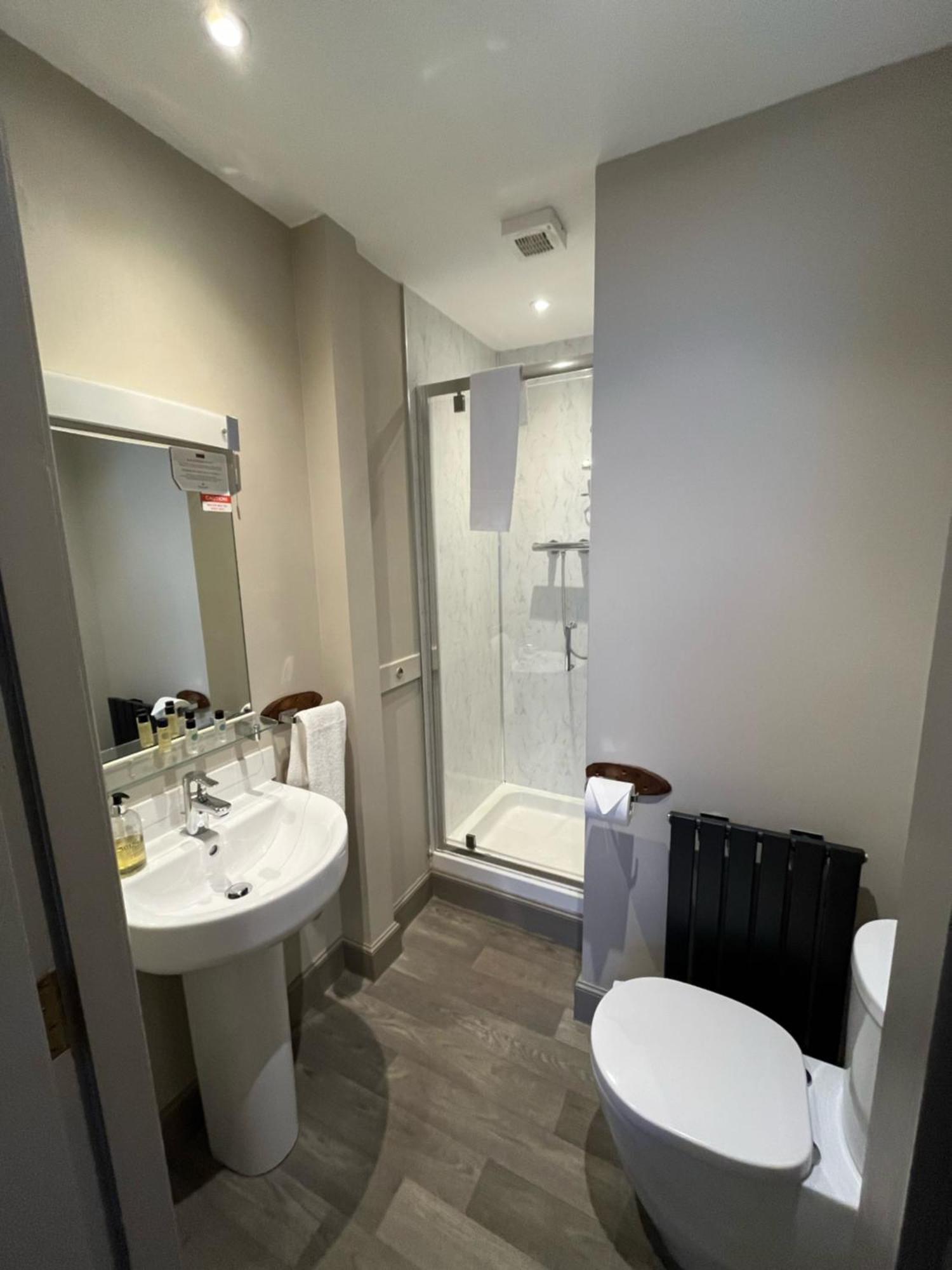 Double or Twin Room,1623686813:JPEG