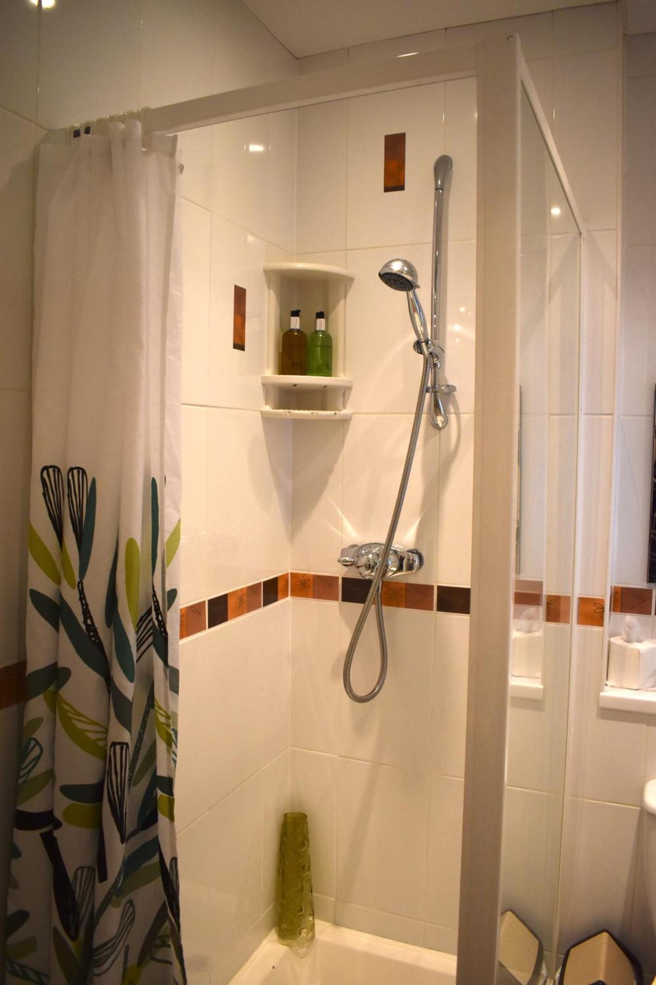 Double Room with Private External Bathroom