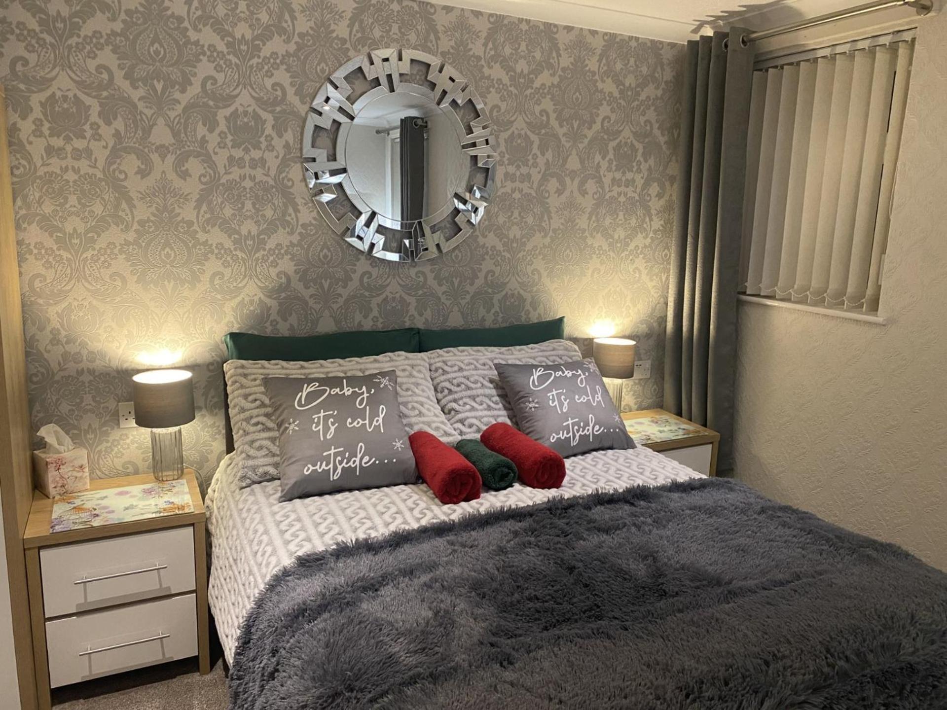 Deluxe King Room