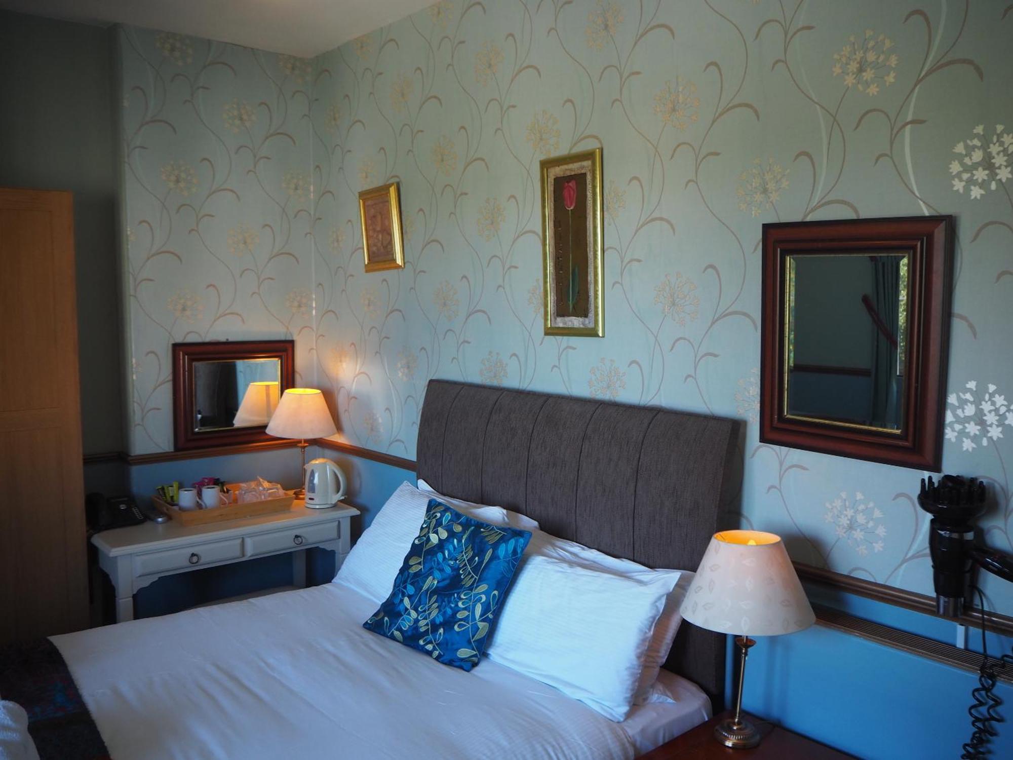 Doppelzimmer mit eigenem Bad