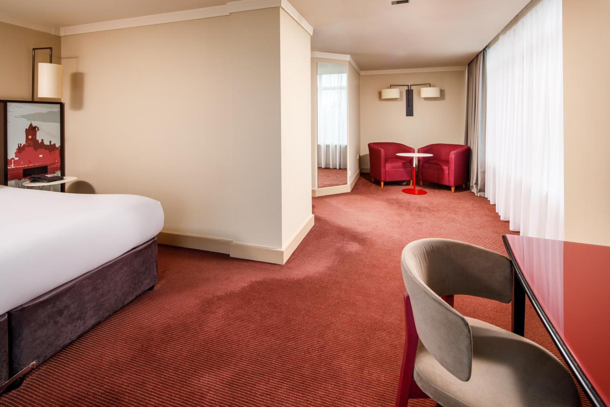 Superior Queen Room Panoramic View