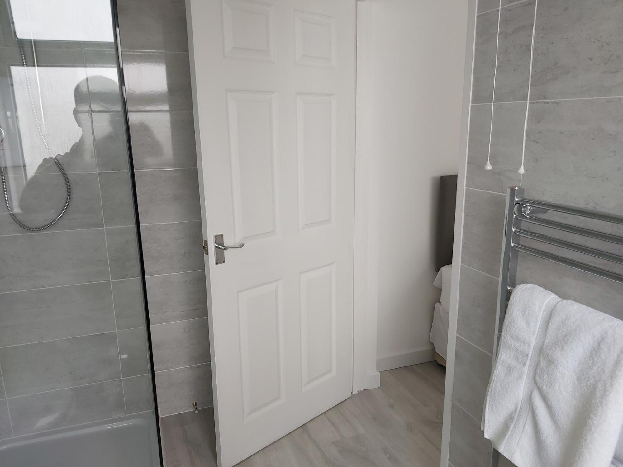 Twin Room Private Bathroom