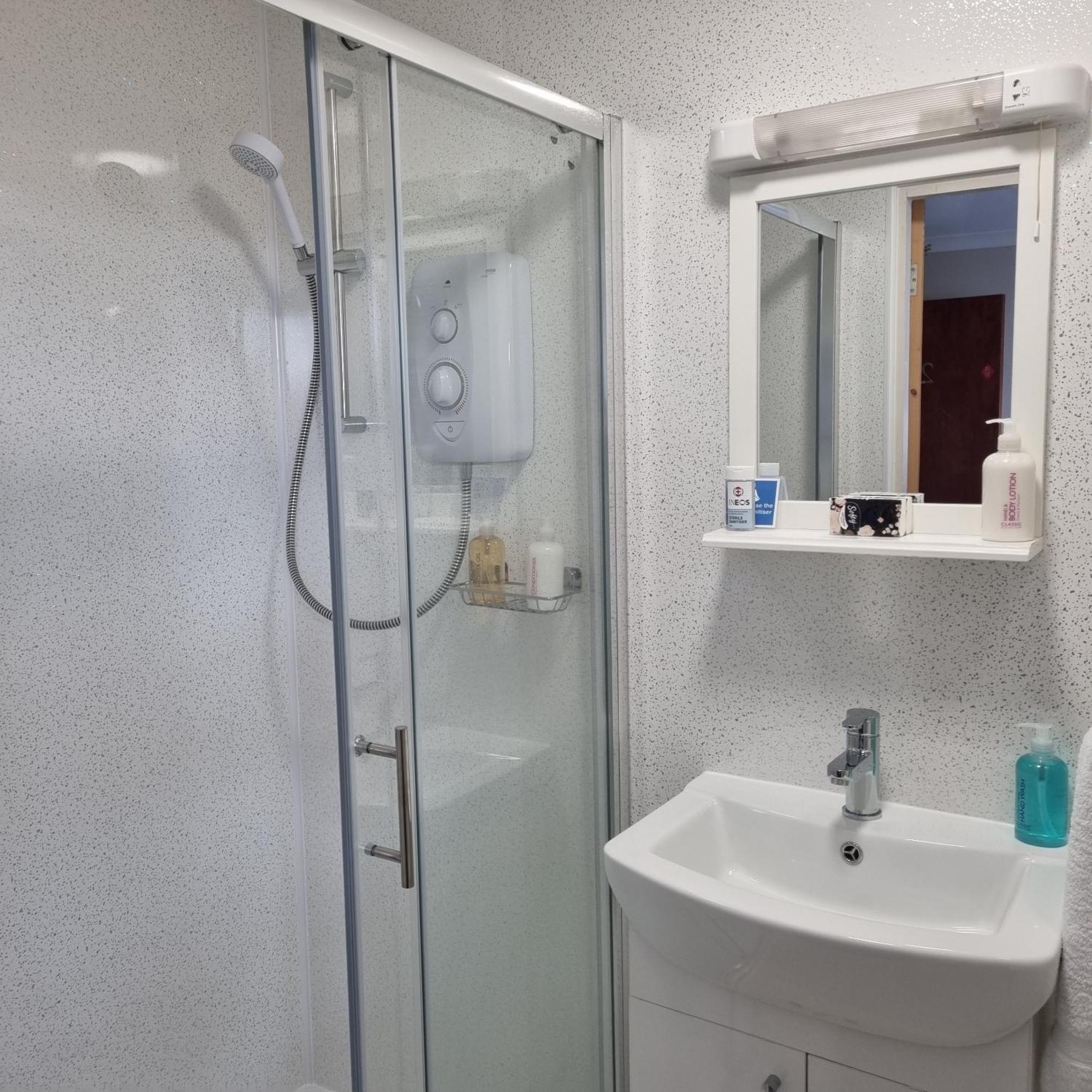 Double Room Private Bathroom