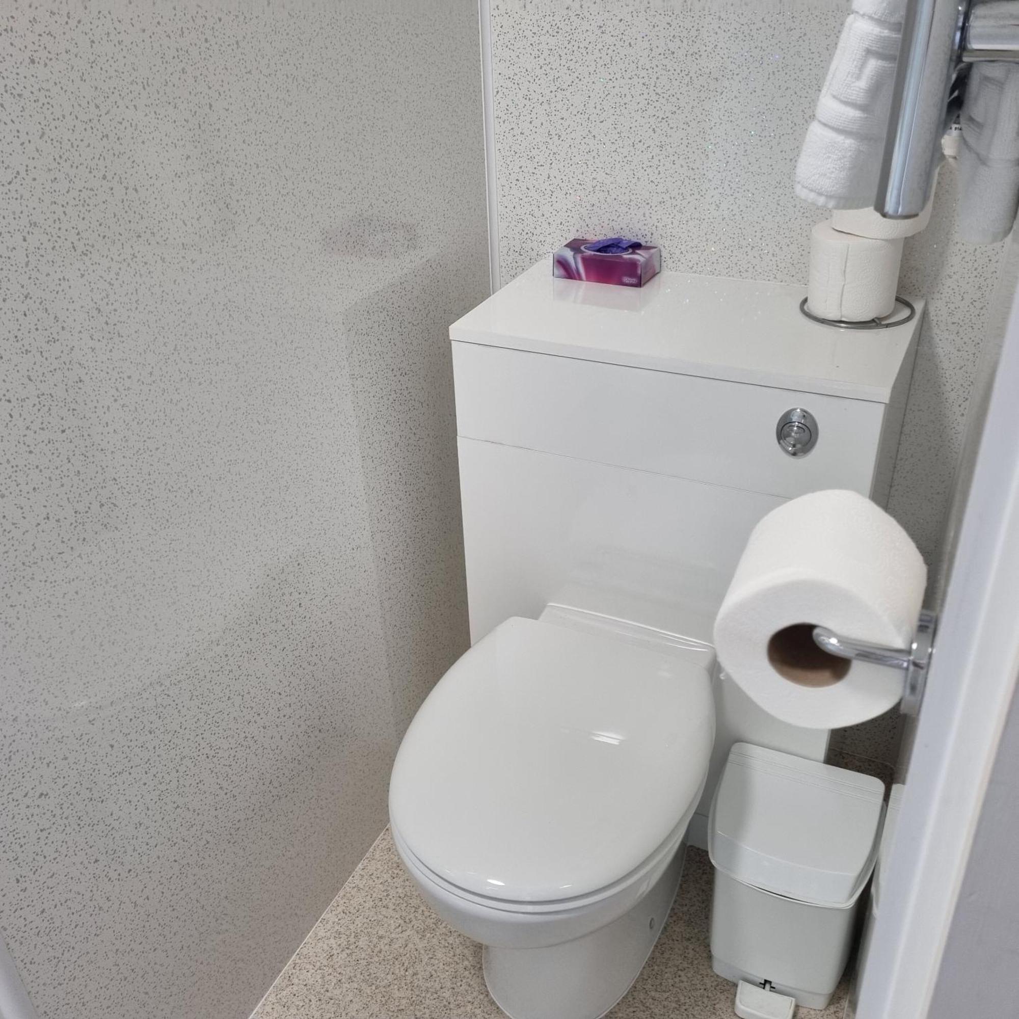 Double Room Private Bathroom