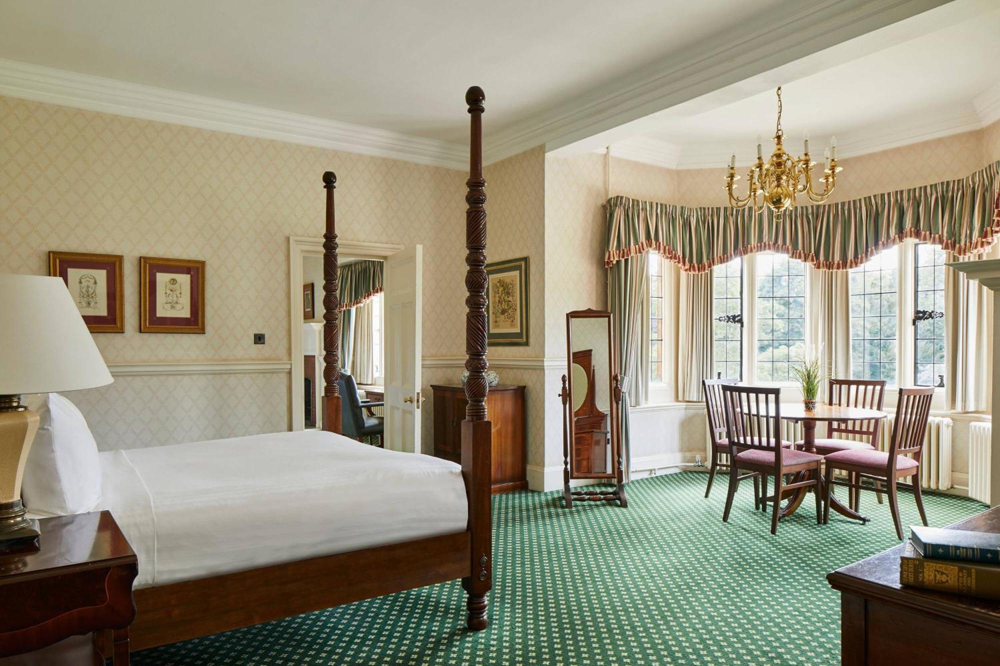 One-Bedroom Suite