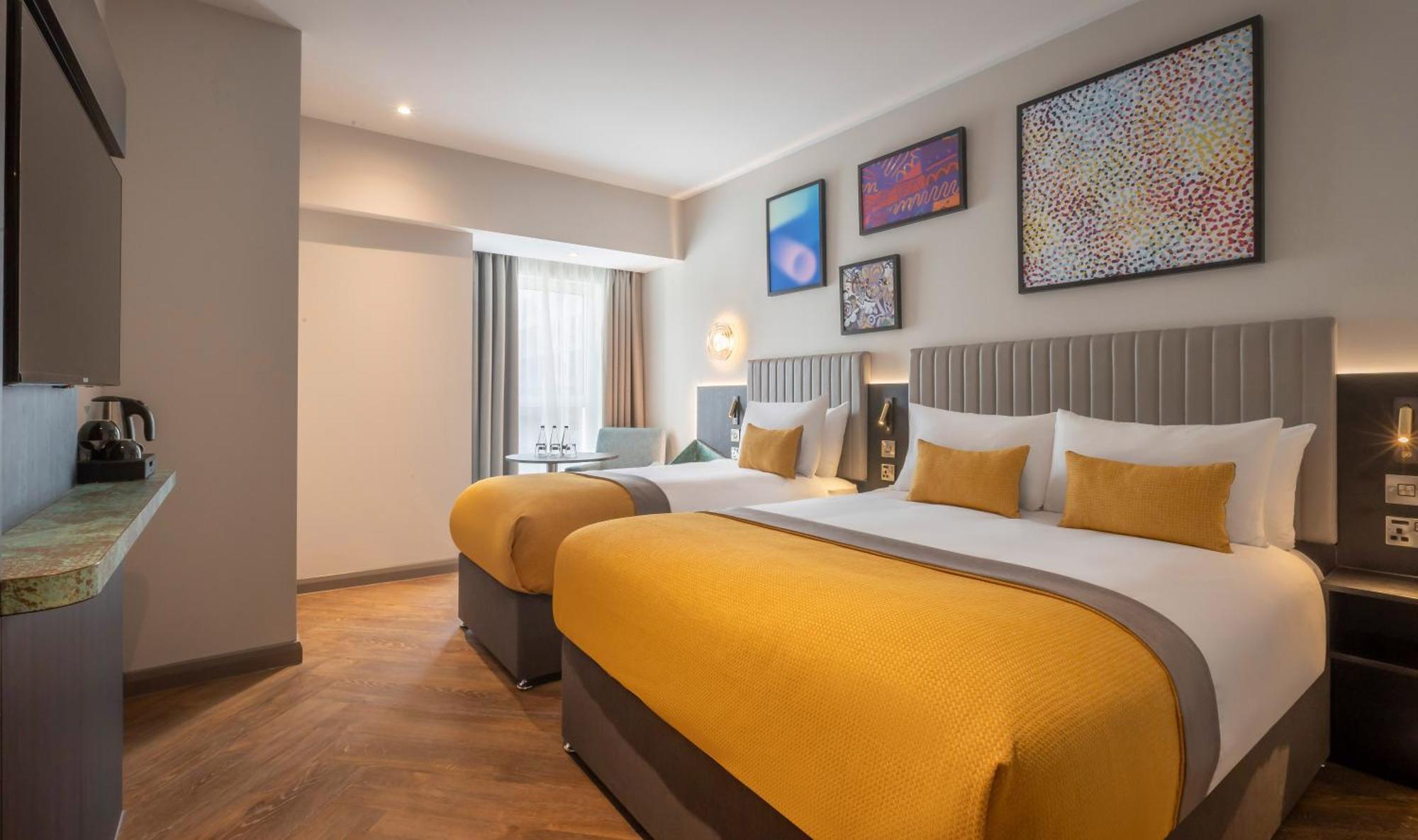Deluxe Double & Single Room