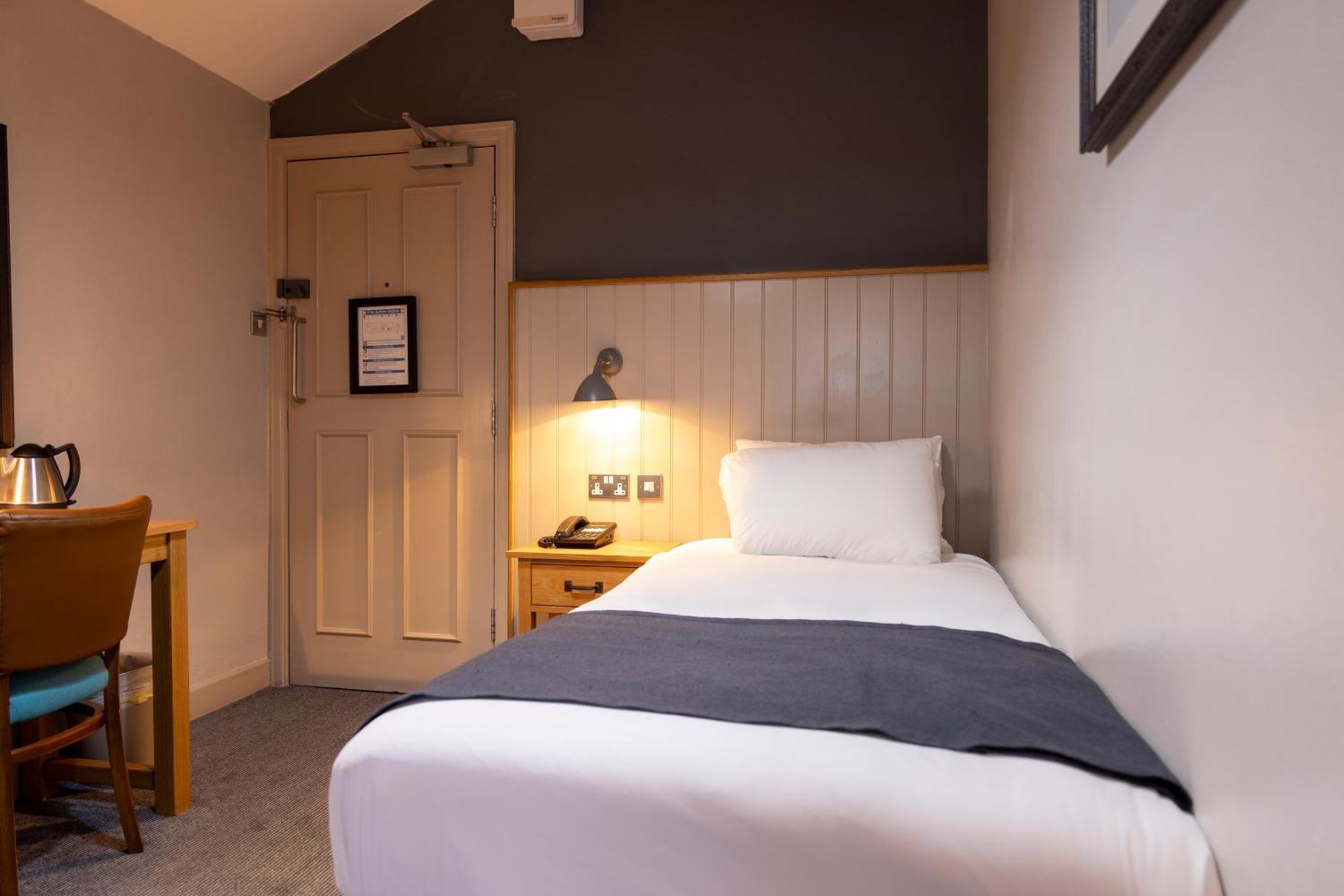 Single Room