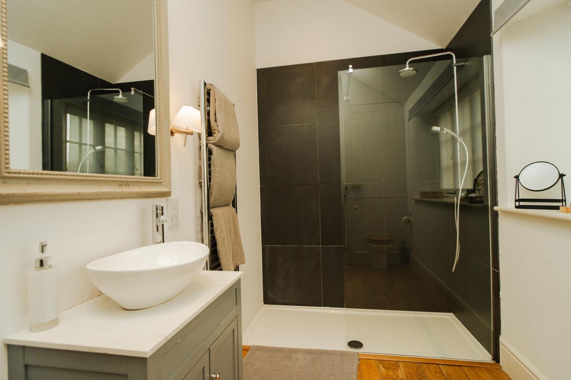 Double Room Private Bathroom