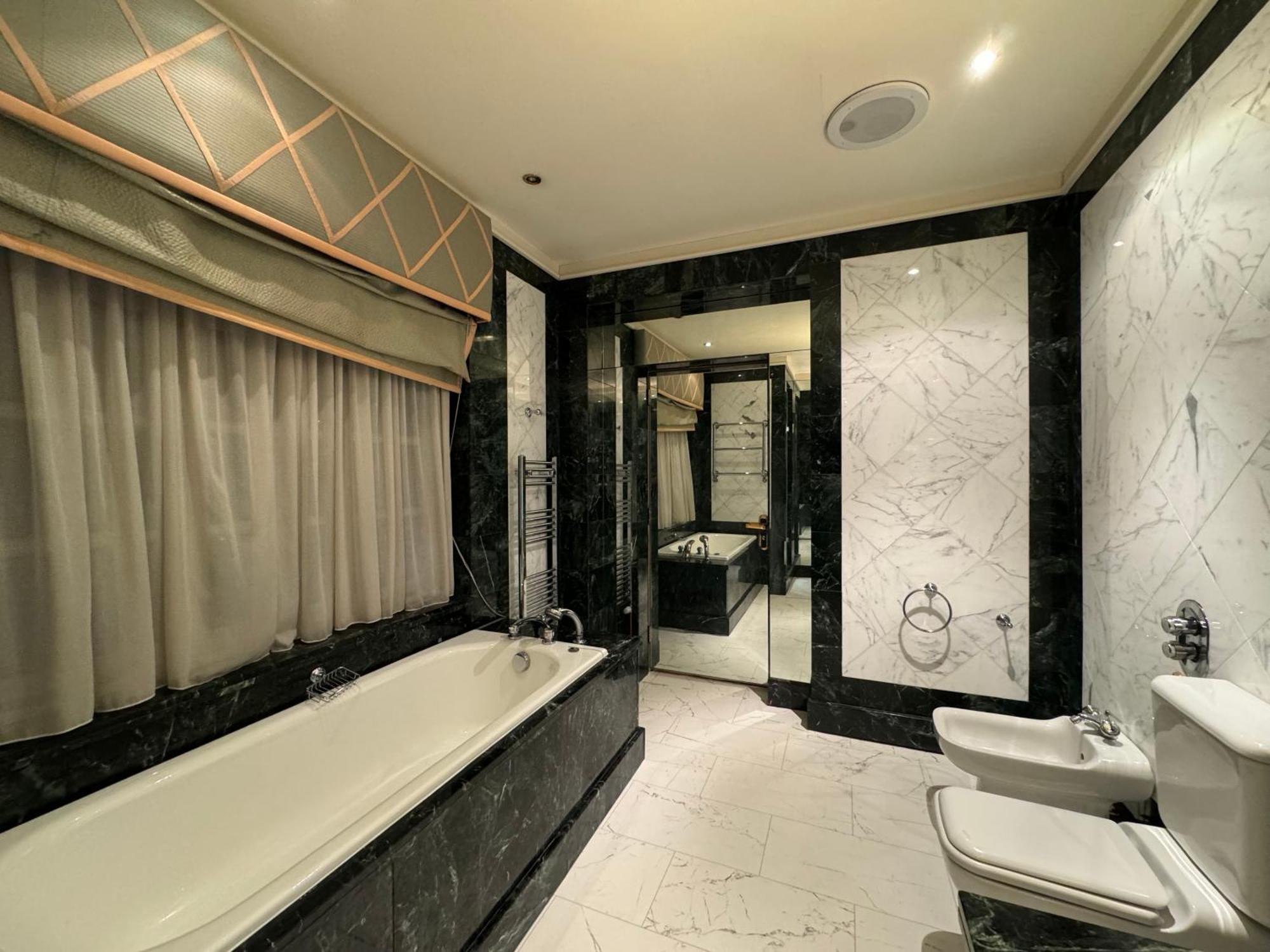 Double or Twin Room Garden View